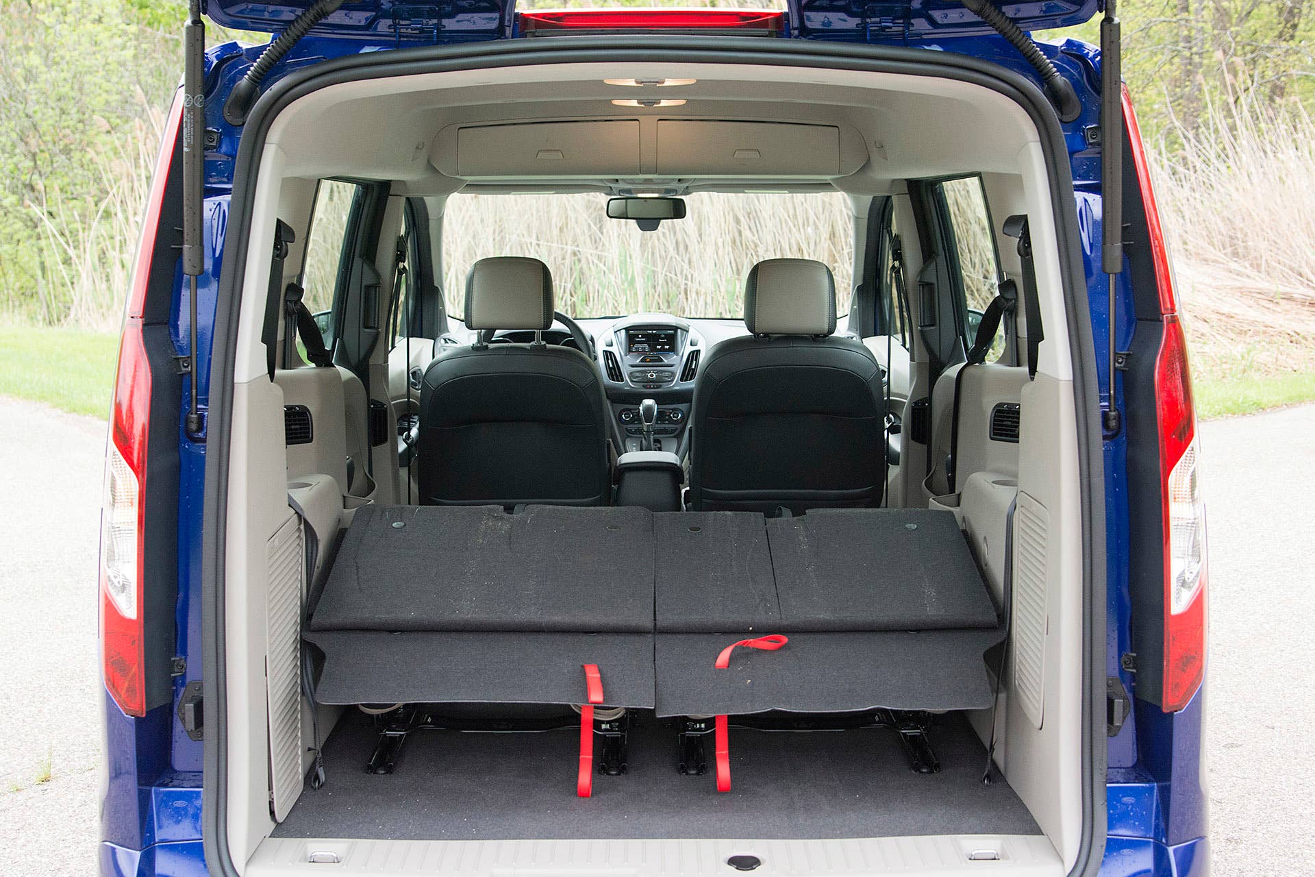 2015 Ford Transit Connect Wagon rear cargo area
