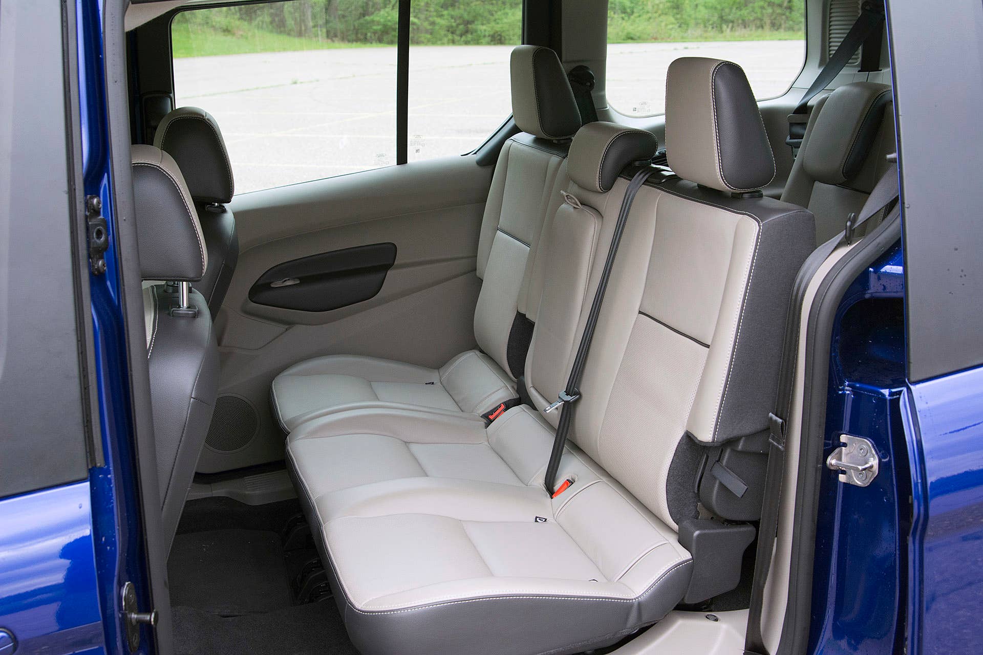 2015 Ford Transit Connect Wagon rear seats