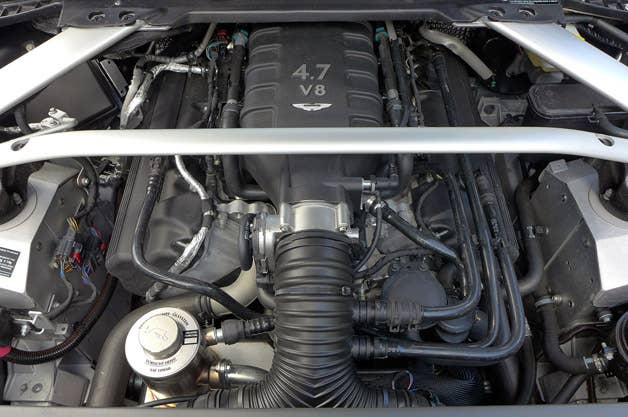 2015 Aston Martin V8 Vantage GT