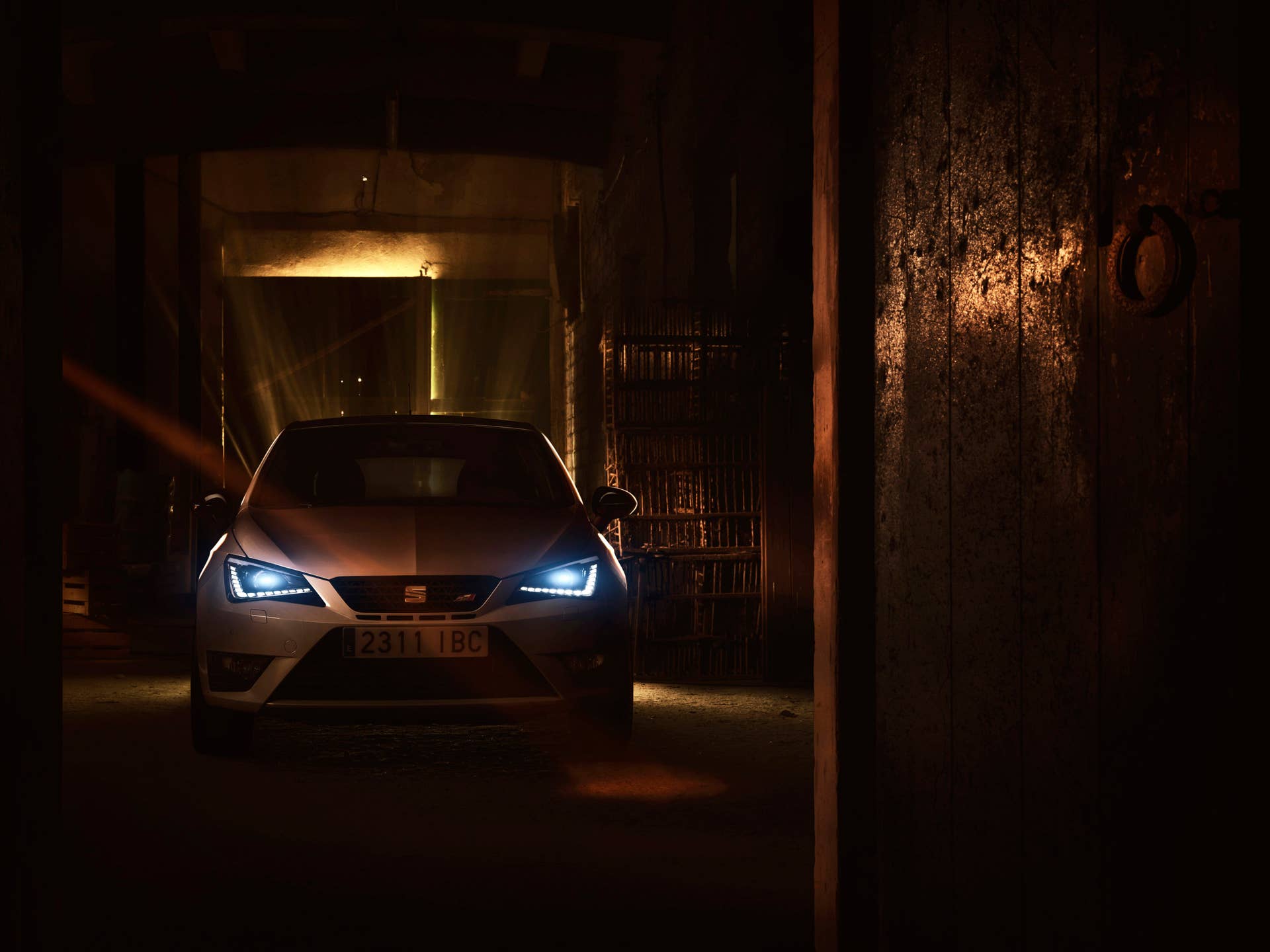 2016 Seat Ibiza Cupra headlights xenon