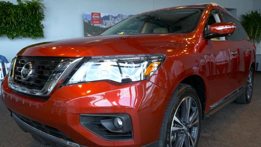 2017 Nissan Pathfinder | Beauty-Roll