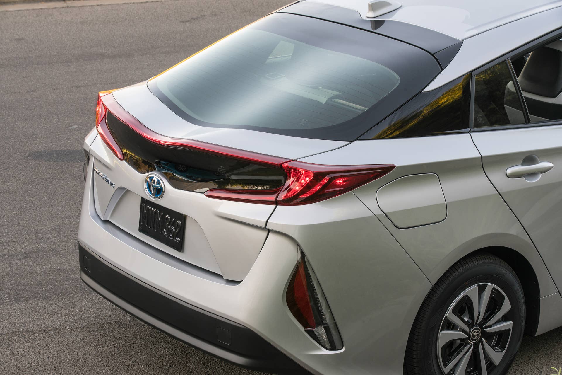 2017 Toyota Prius Prime Platinum rear end