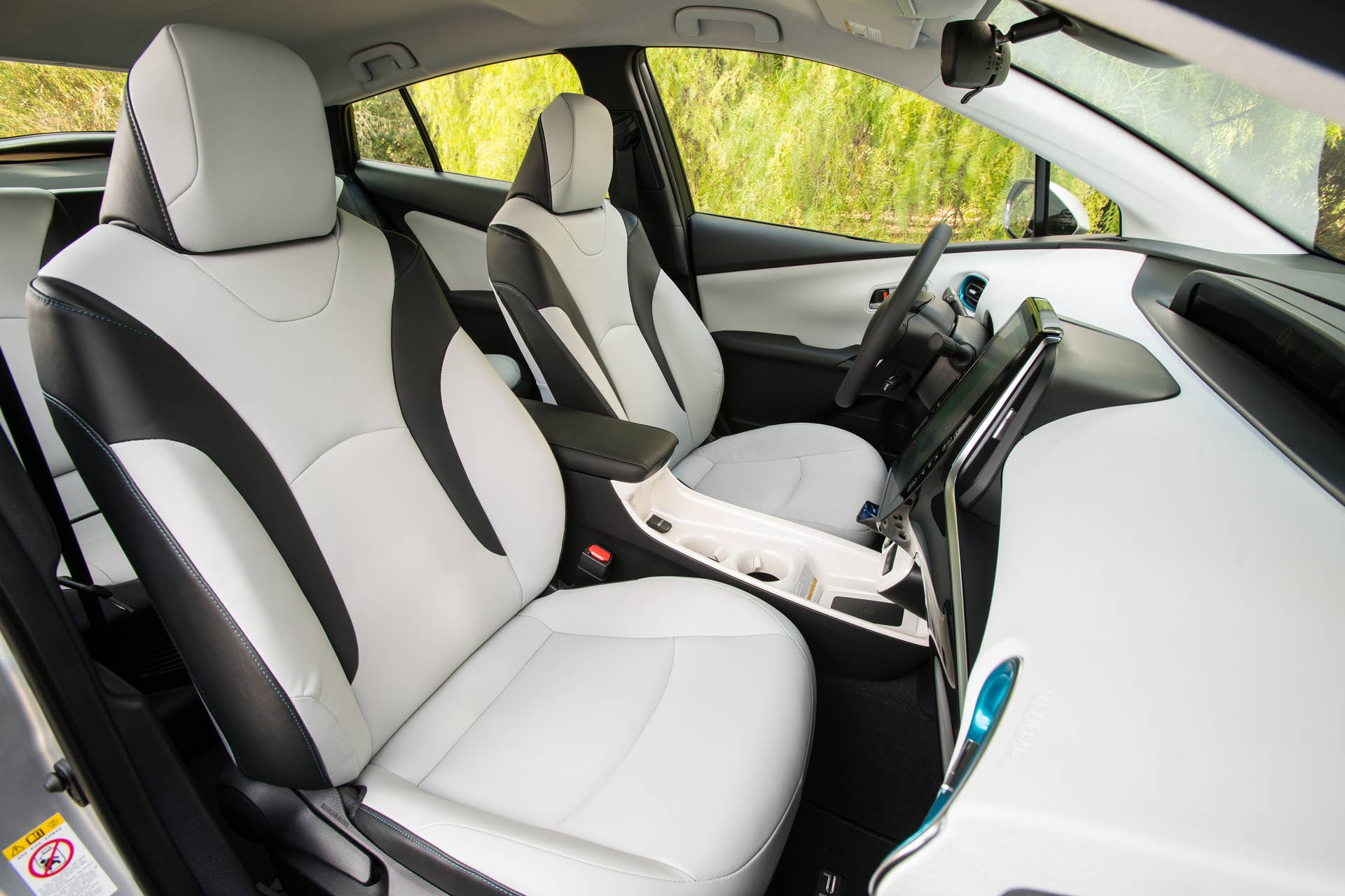 2017 Toyota Prius Prime Platinum front seats