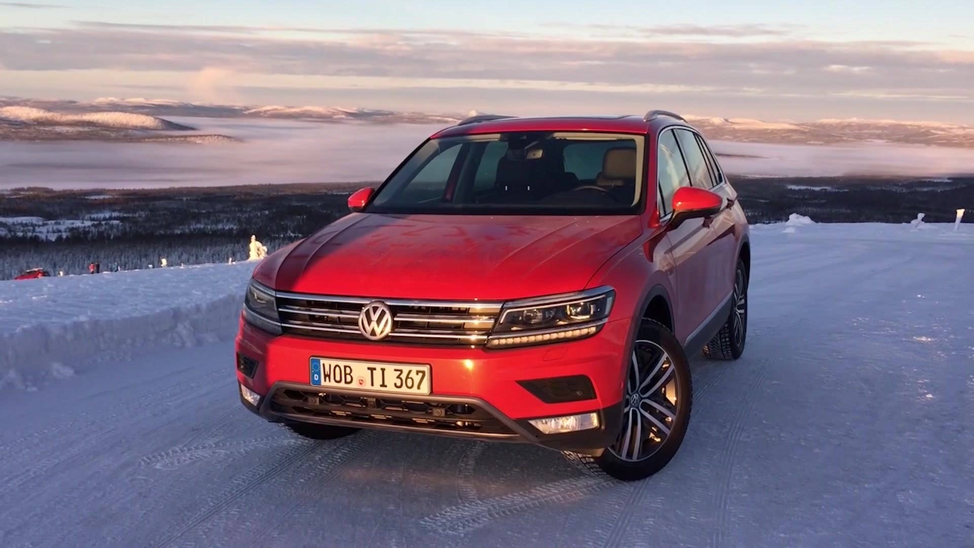 2017 Volkswagen Tiguan in Sweden | On Location