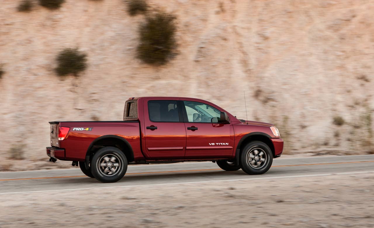 2013 Nissan Titan side