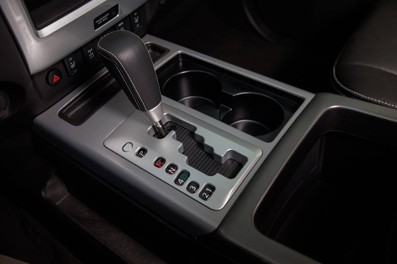 2013 Nissan Titan shifter