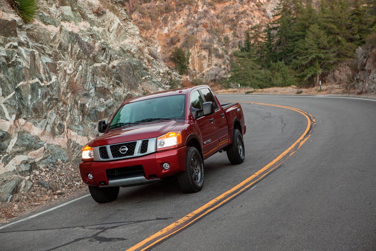 2013 Nissan Titan front 3/4