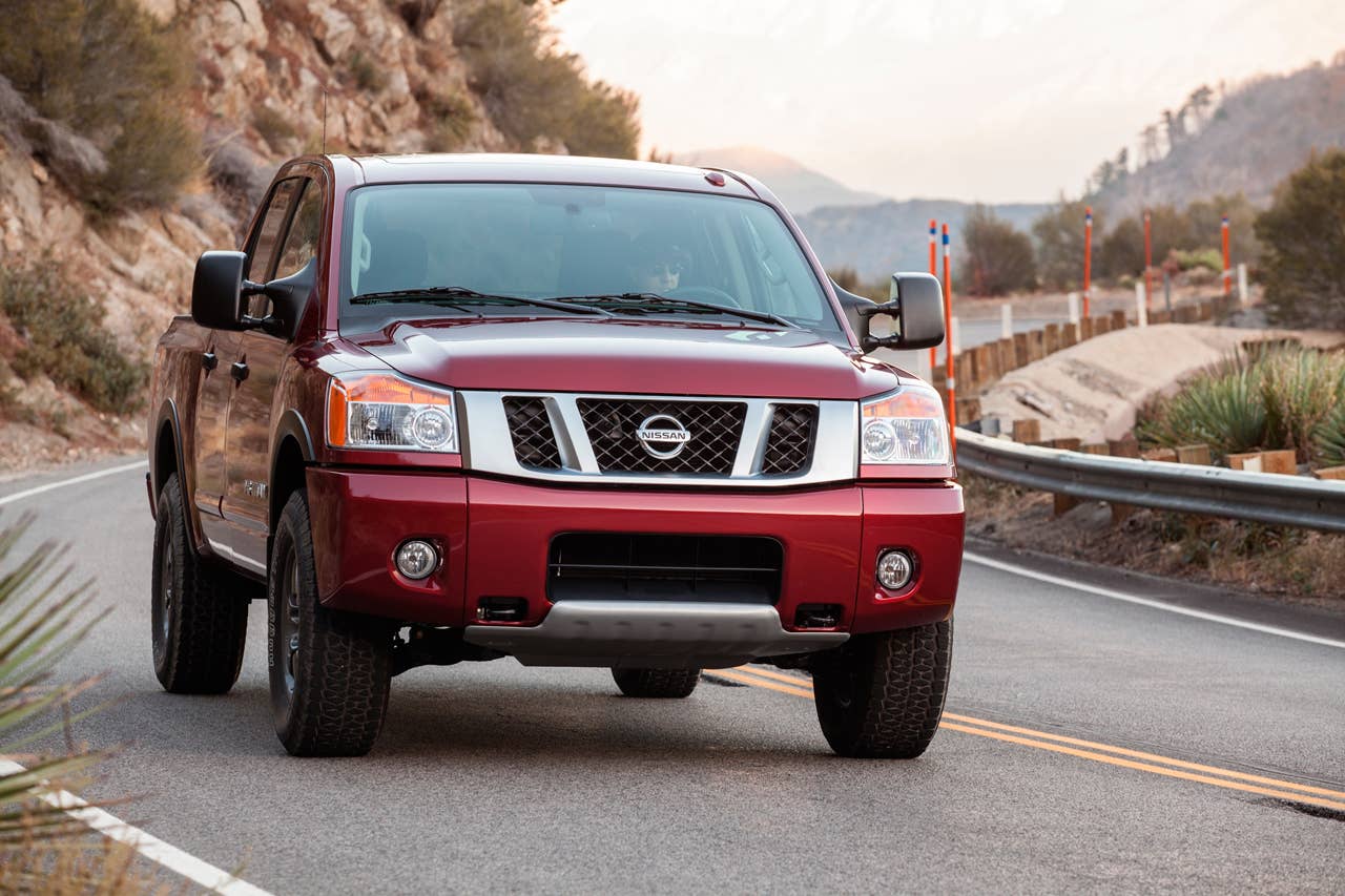 2013 Nissan Titan front