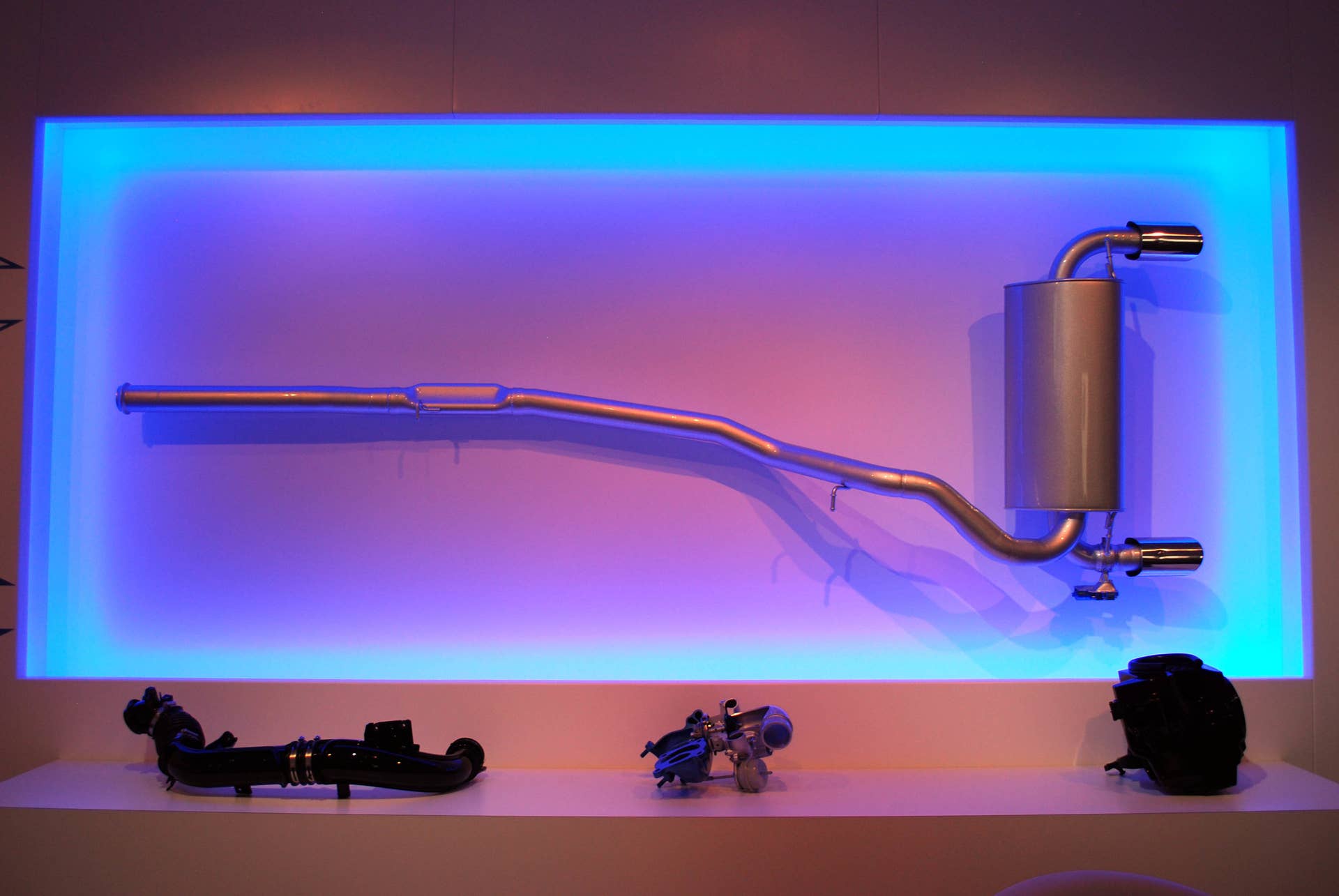 2016 Ford Focus RS exhaust system display