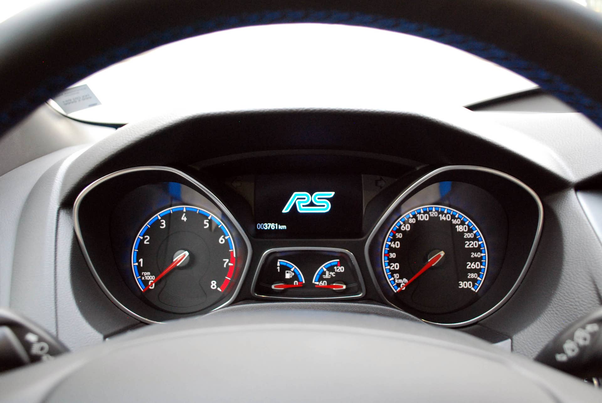 2016 Ford Focus RS gauges