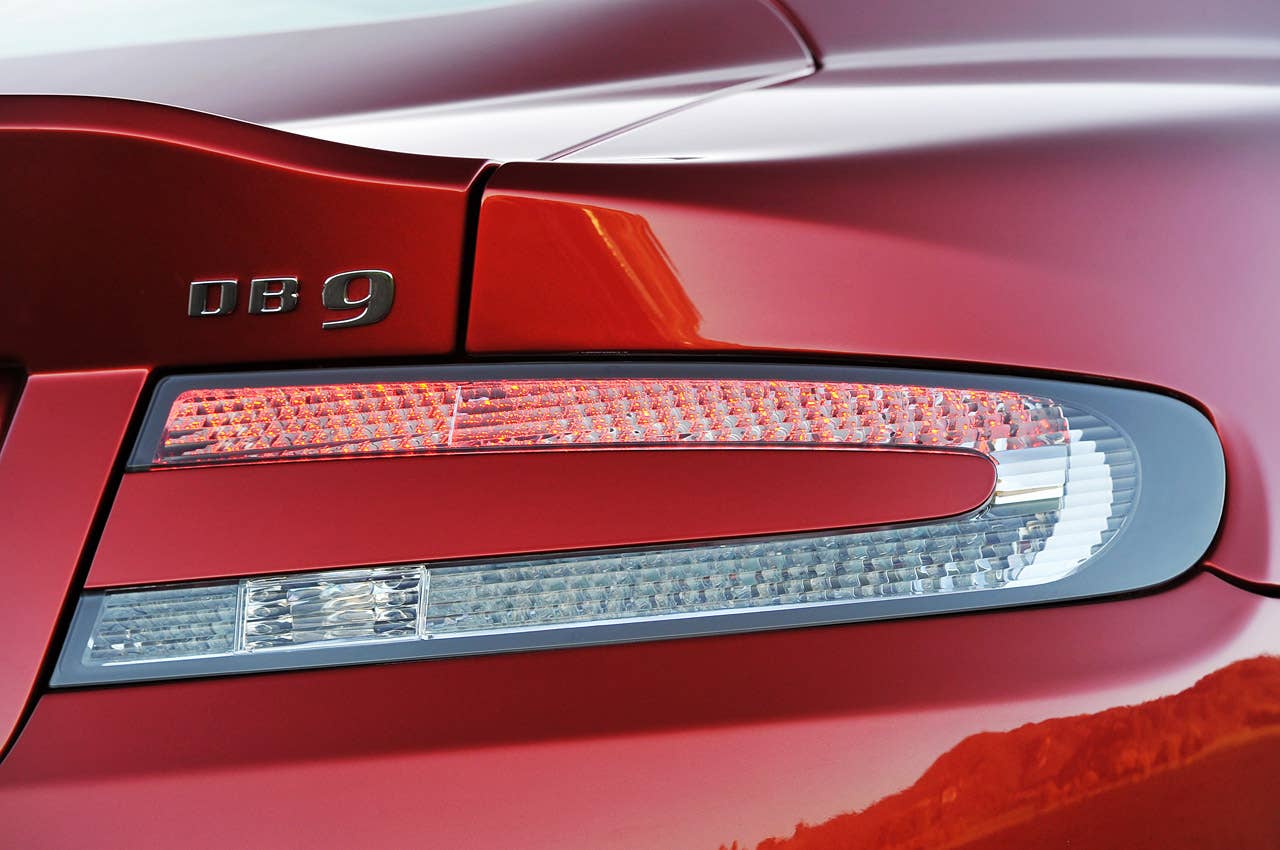 2013 Aston Martin DB9 taillight