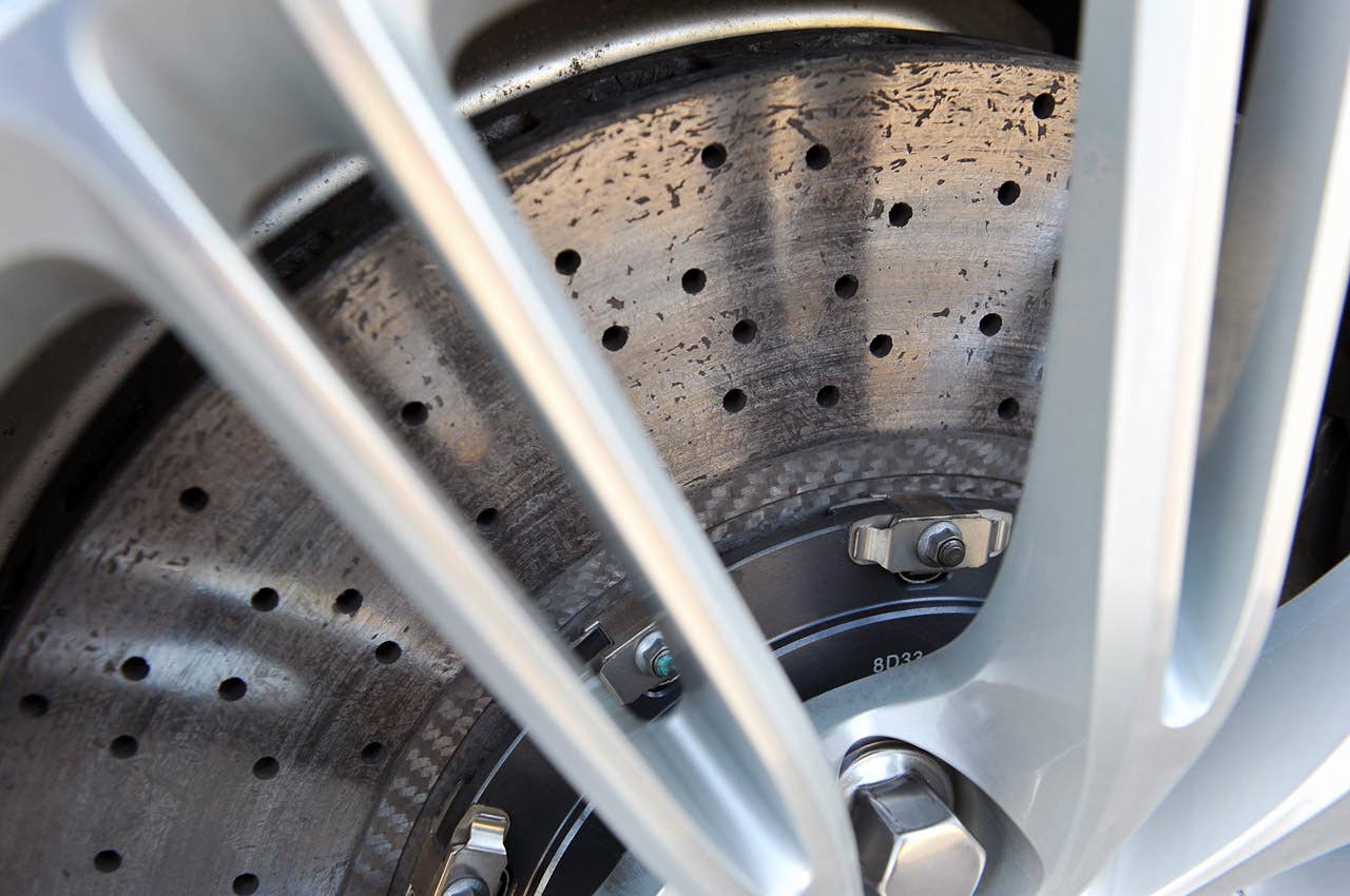 2013 Aston Martin DB9 brakes