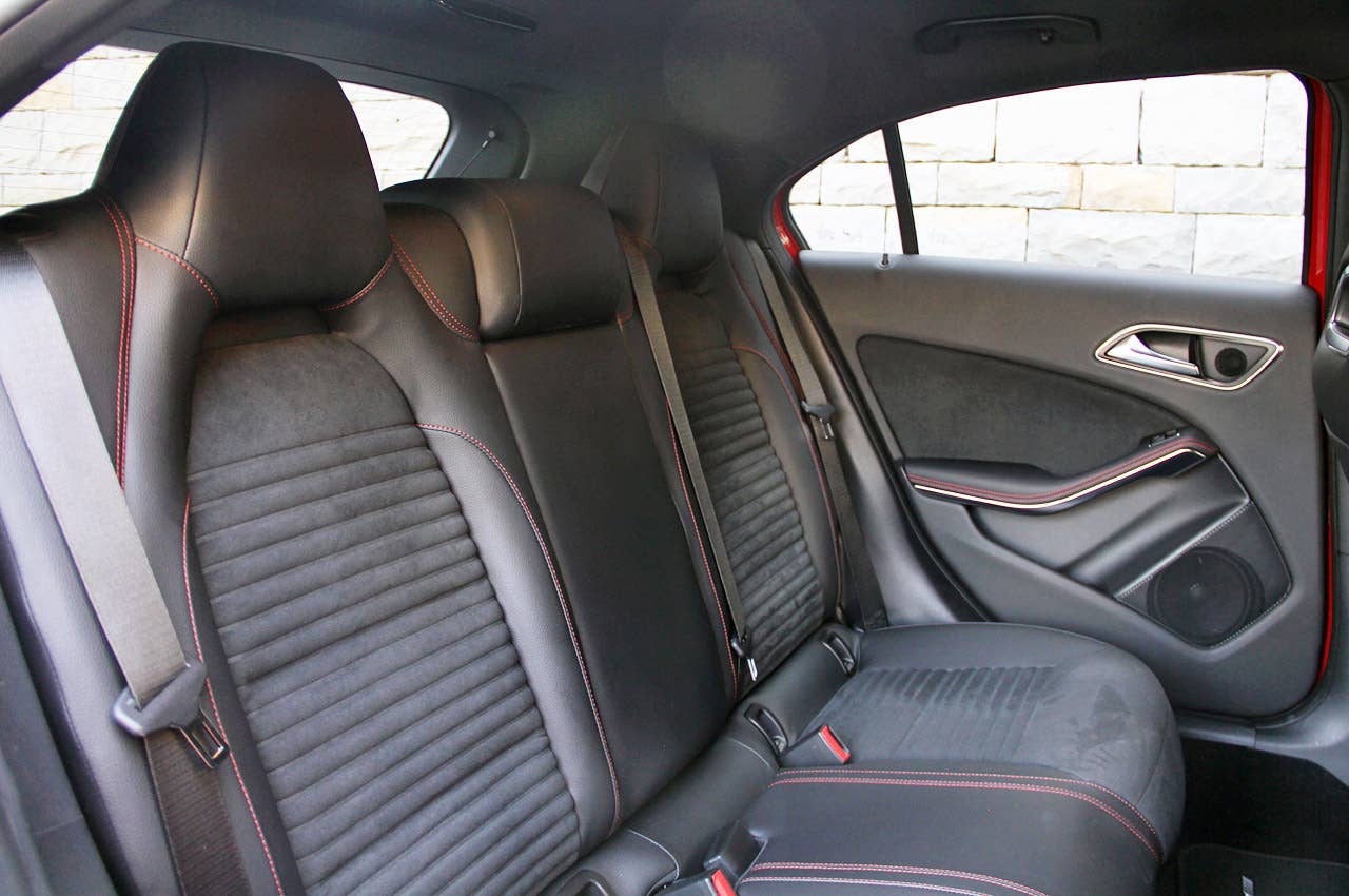 2012 Mercedes-Benz A-Class rear seats