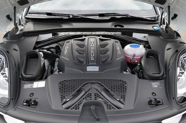 2015 Porsche Macan
