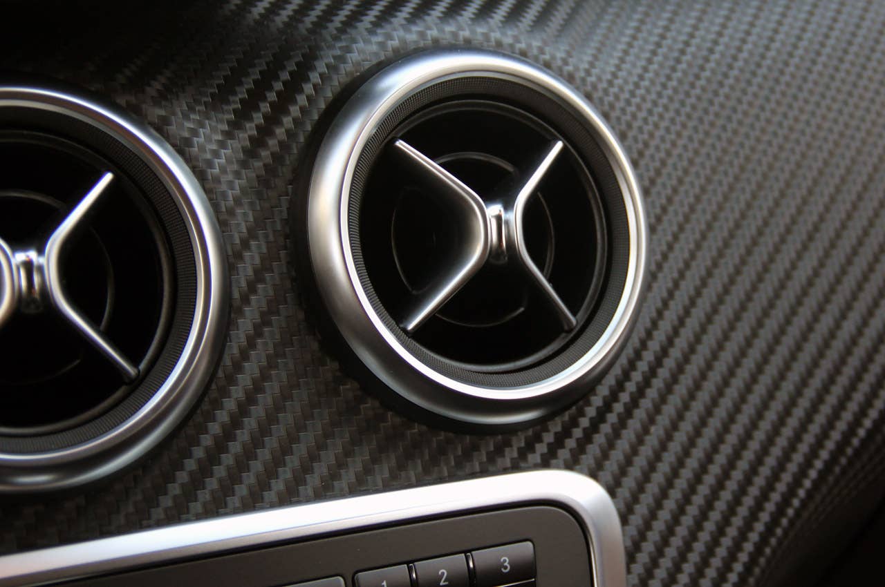 2012 Mercedes-Benz A-Class dash vent