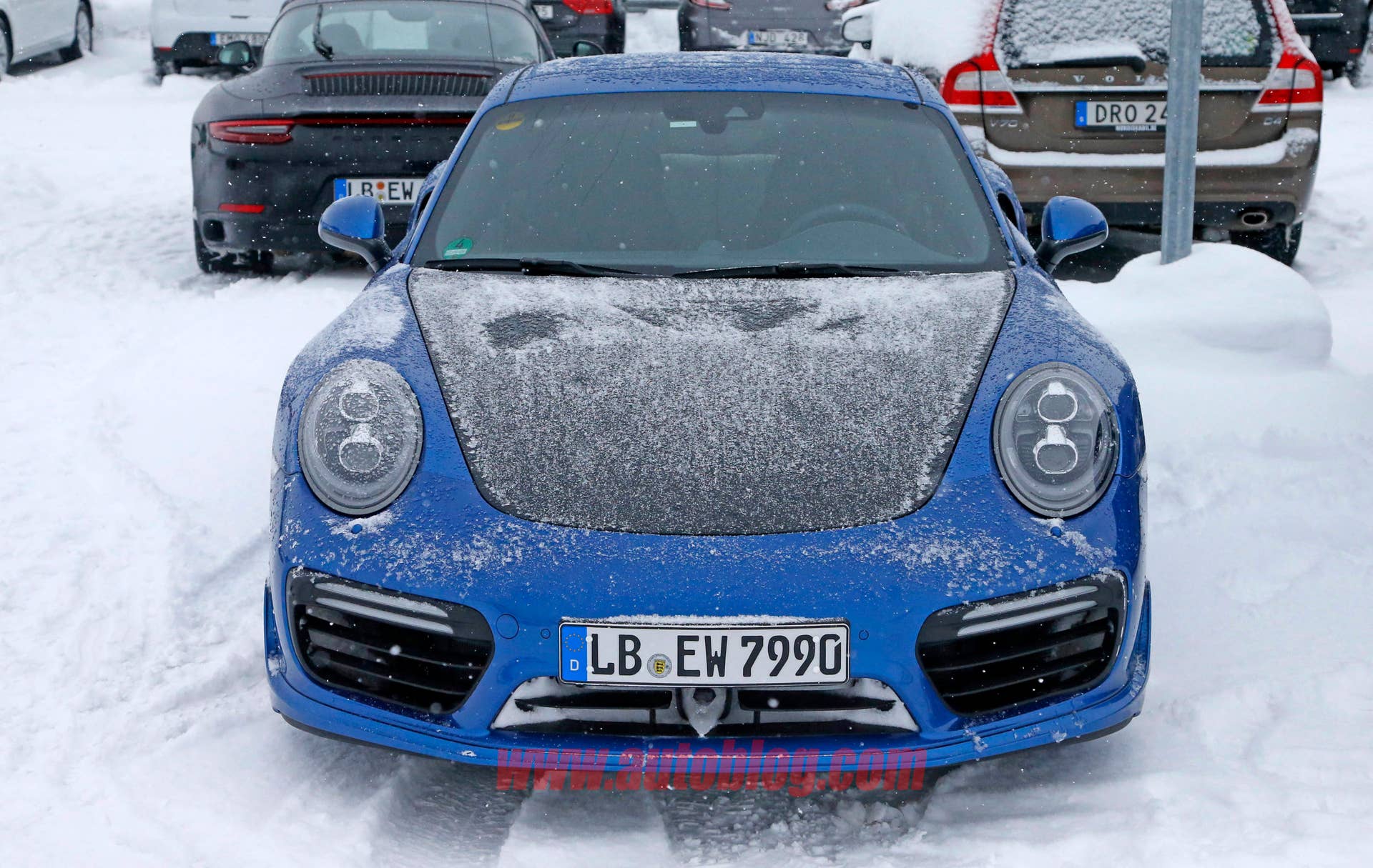 Porsche 911 GT2 front