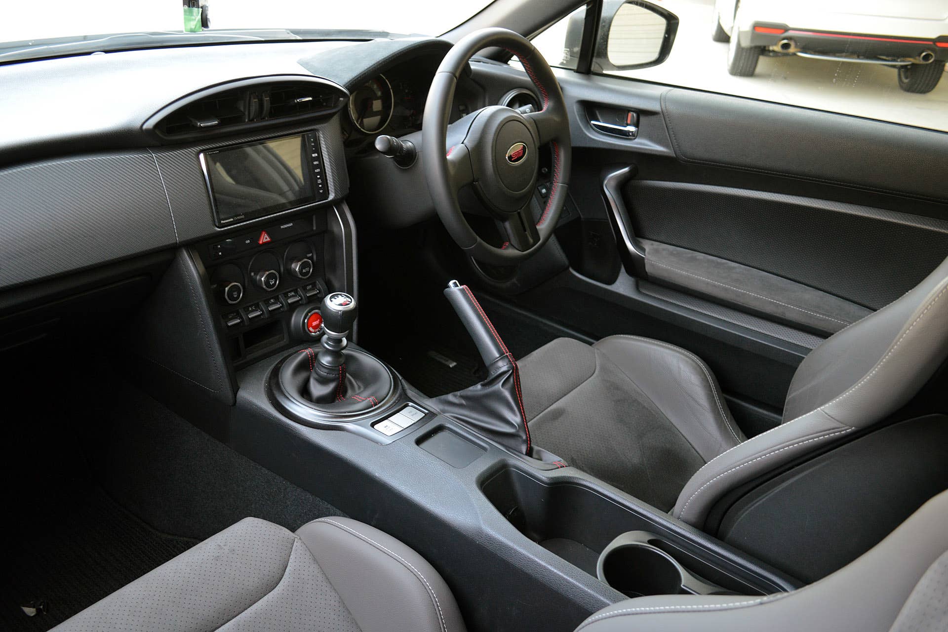 2015 subaru brz ts black interior