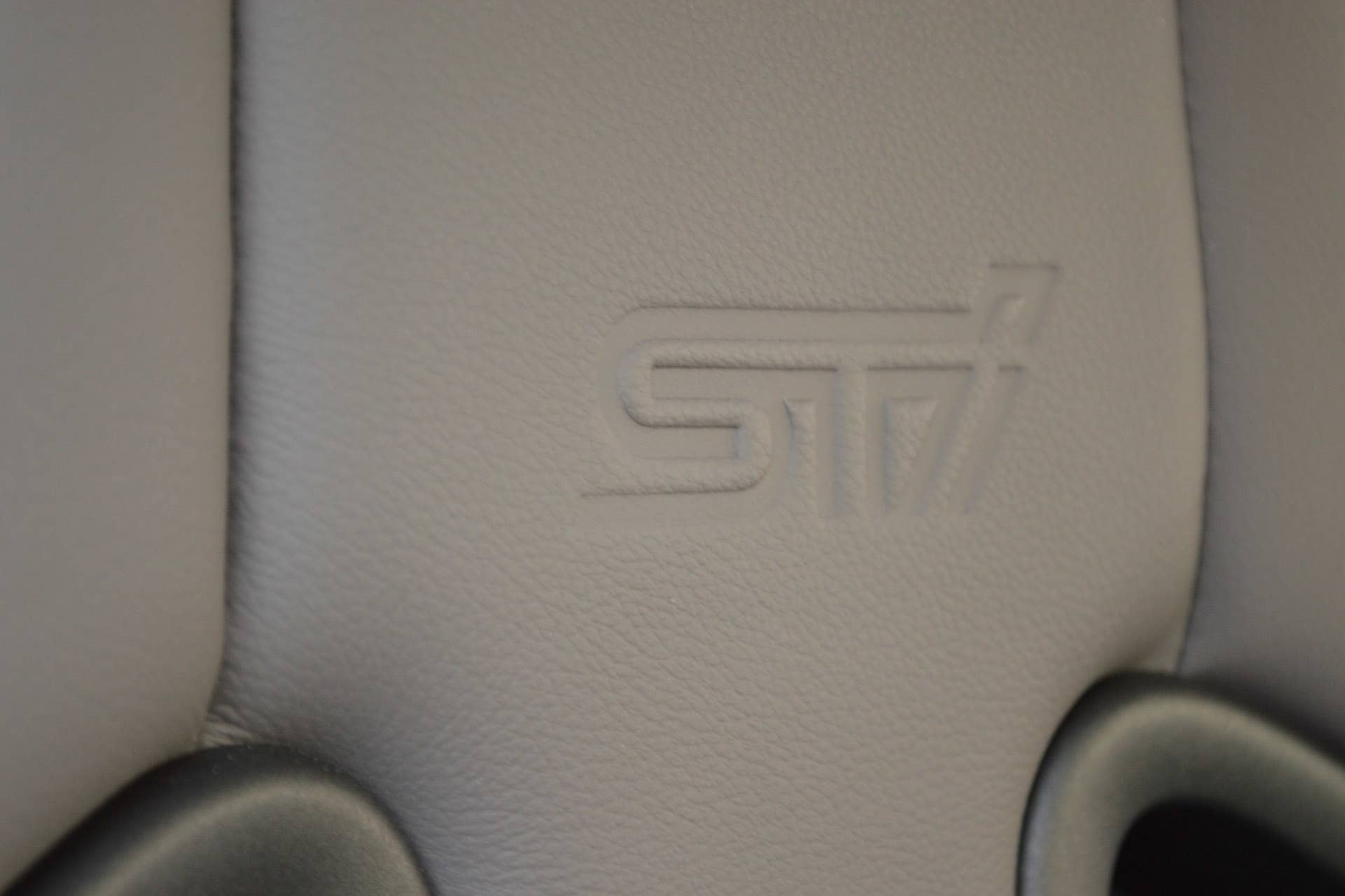2015 subaru brz ts seats sti