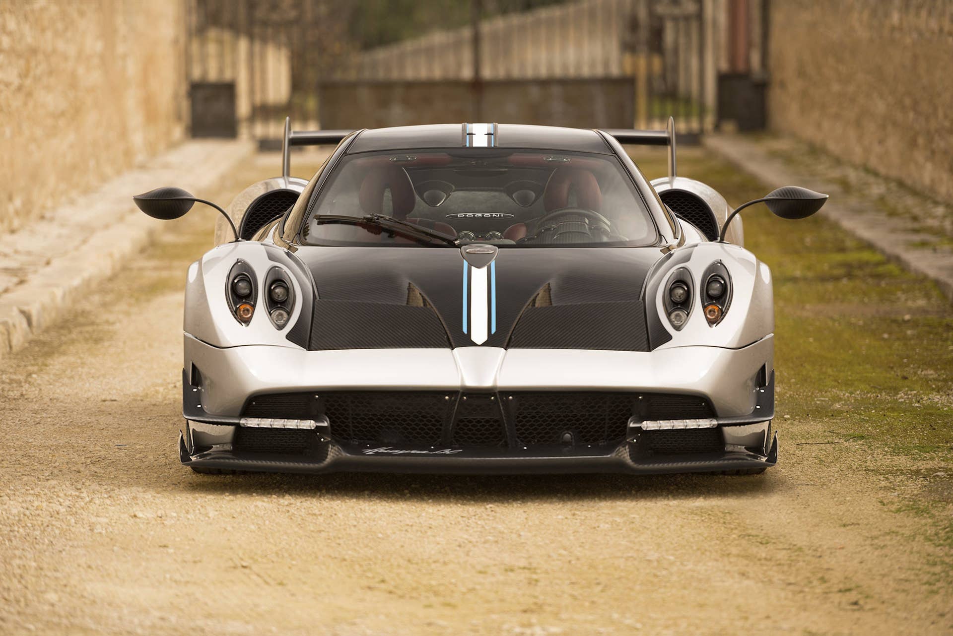 pagani huayra bc front low