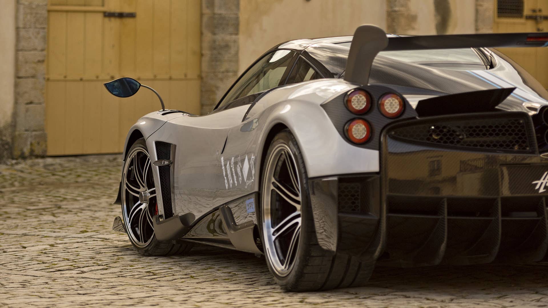 pagani huayra bc wheels and mirrors