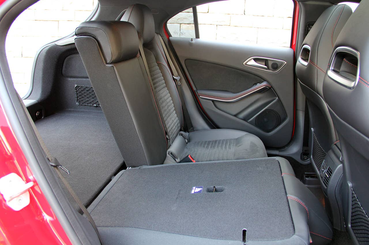 2012 Mercedes-Benz A-Class rear seats