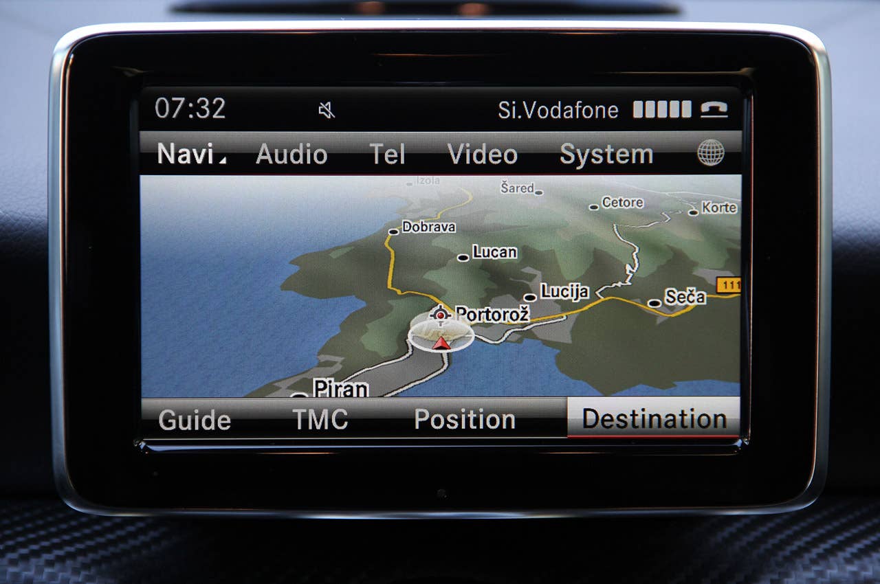 2012 Mercedes-Benz A-Class navigation system