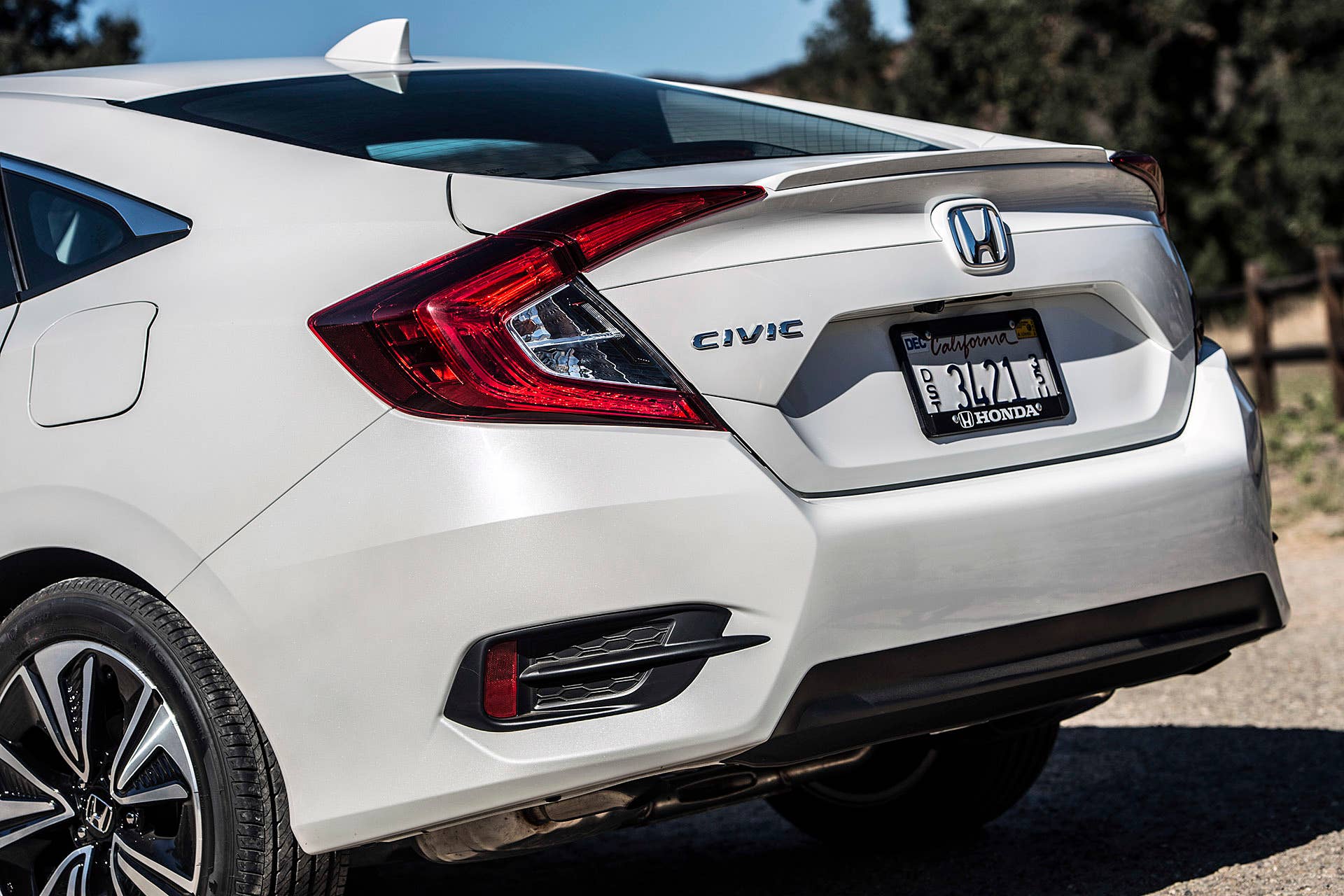 2016 Honda Civic rear detail