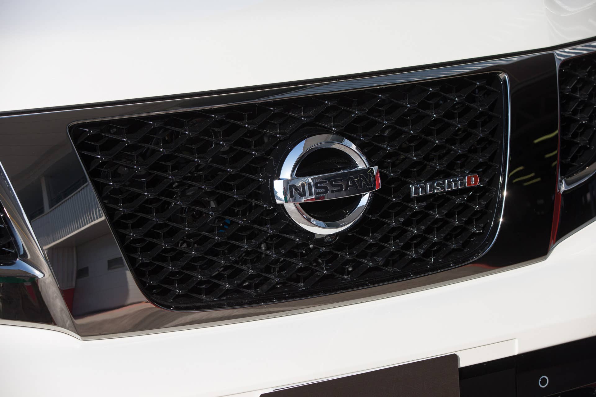 Nissan Patrol Nismo grille