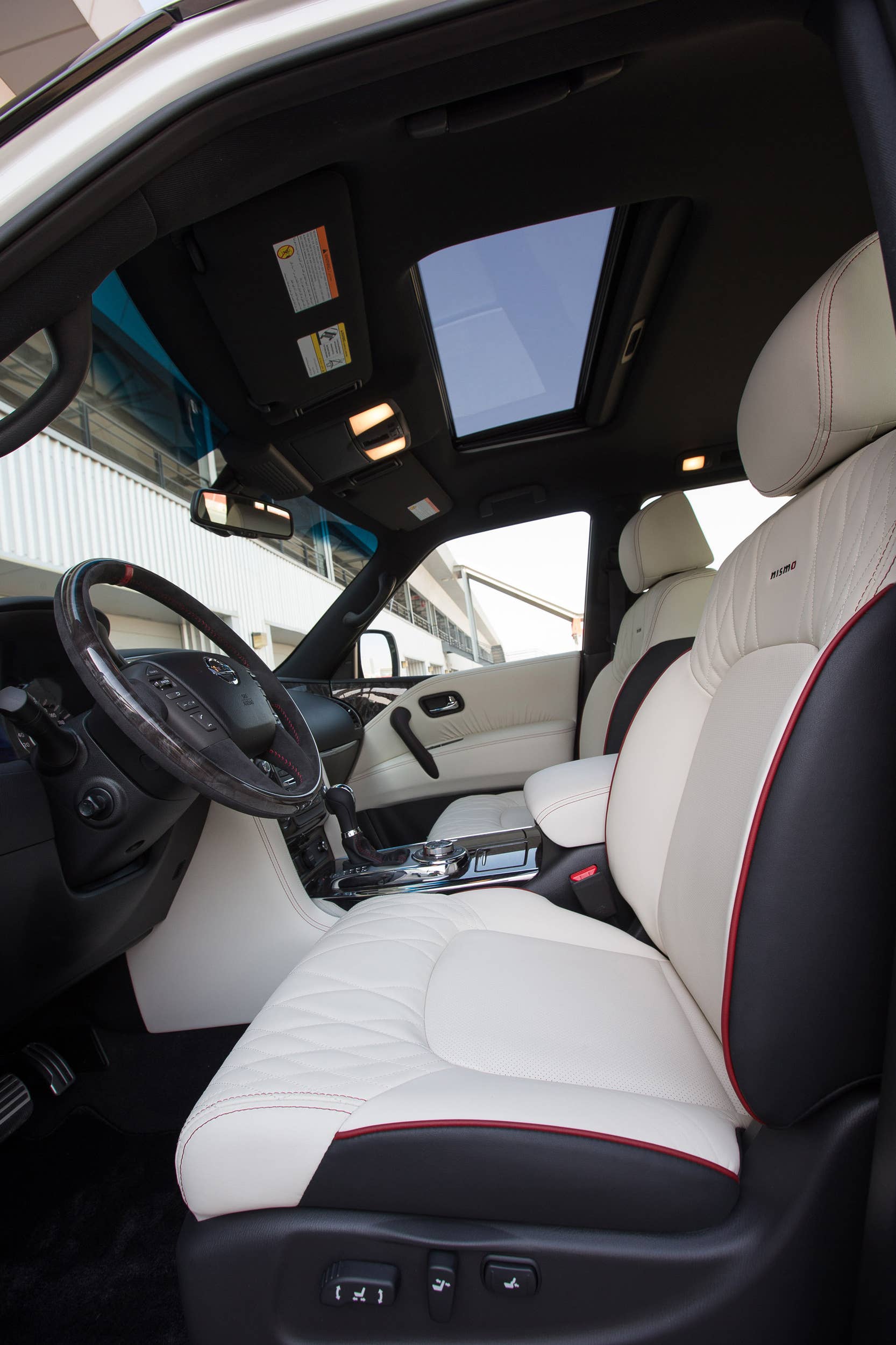 Nissan Patrol Nismo front seats