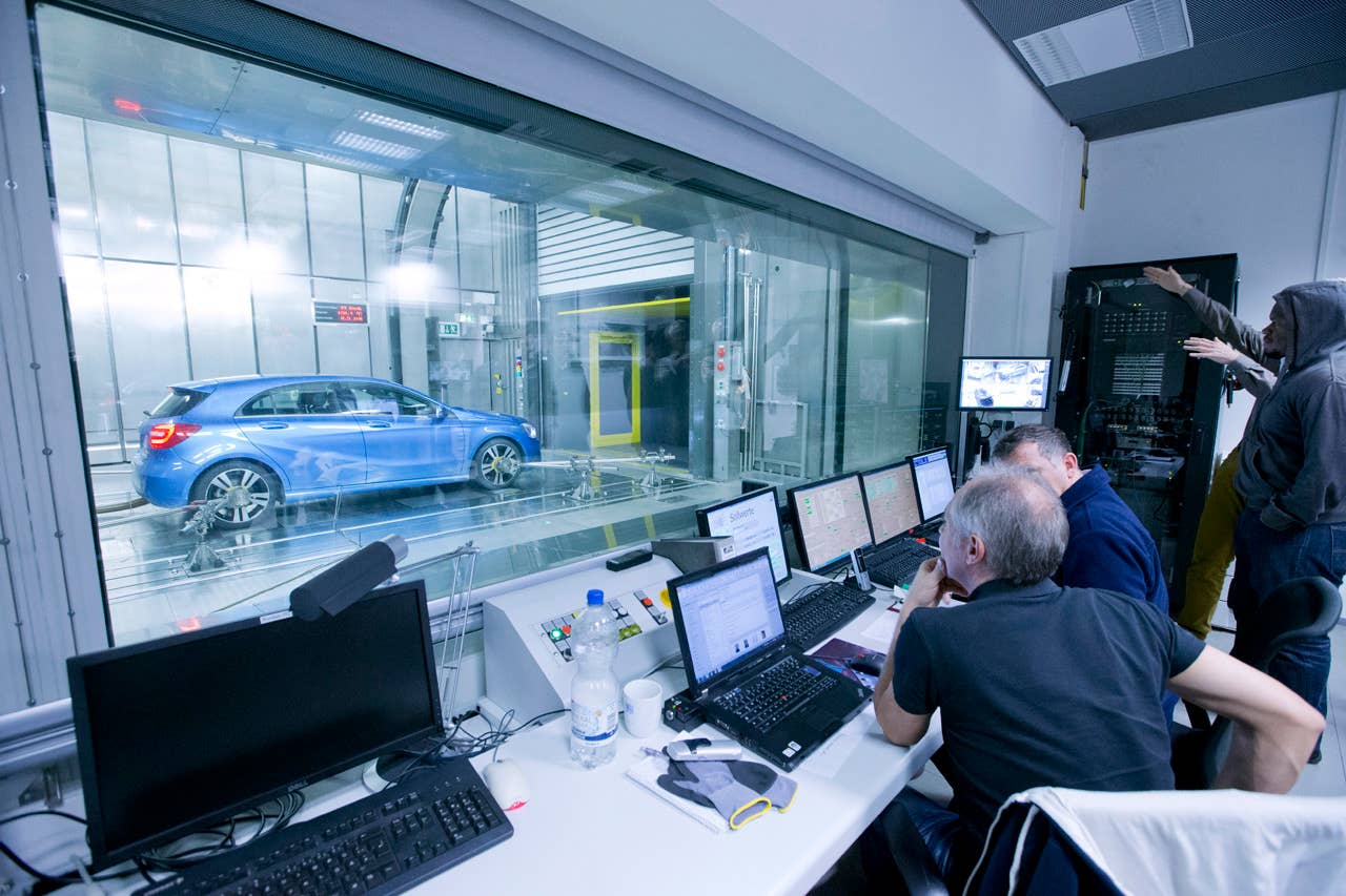 An A-Class finish being tested on a rolling road under different temperature conditions.