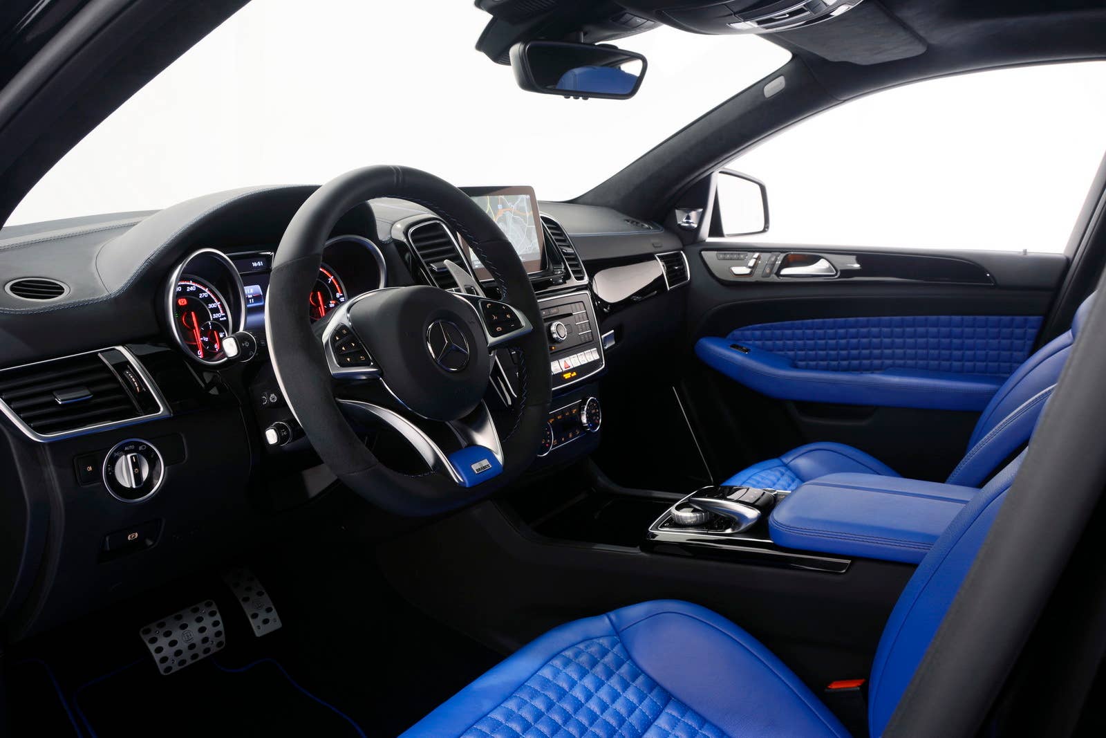 Mercedes GLE Brabus 700 Coupe interior