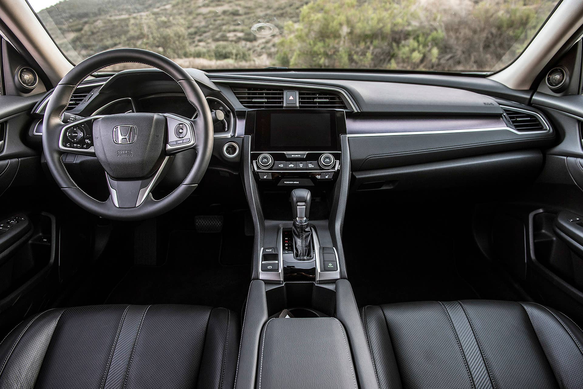 2016 Honda Civic interior