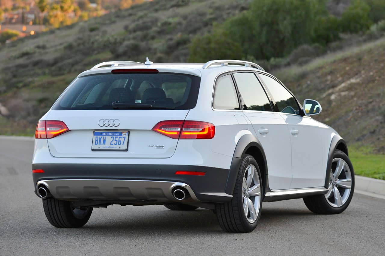 2013 Audi Allroad 2.0T Quattro rear 3/4 view