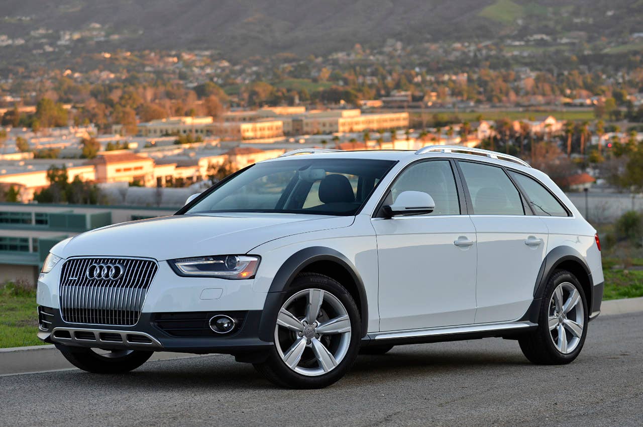 2013 Audi Allroad 2.0T Quattro front 3/4 view
