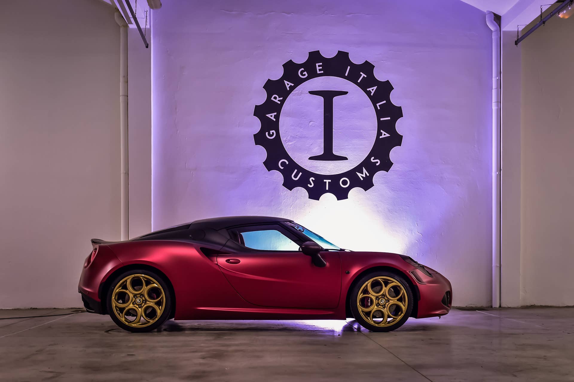 Alfa Romeo 4C by Garage Italia Customs profile