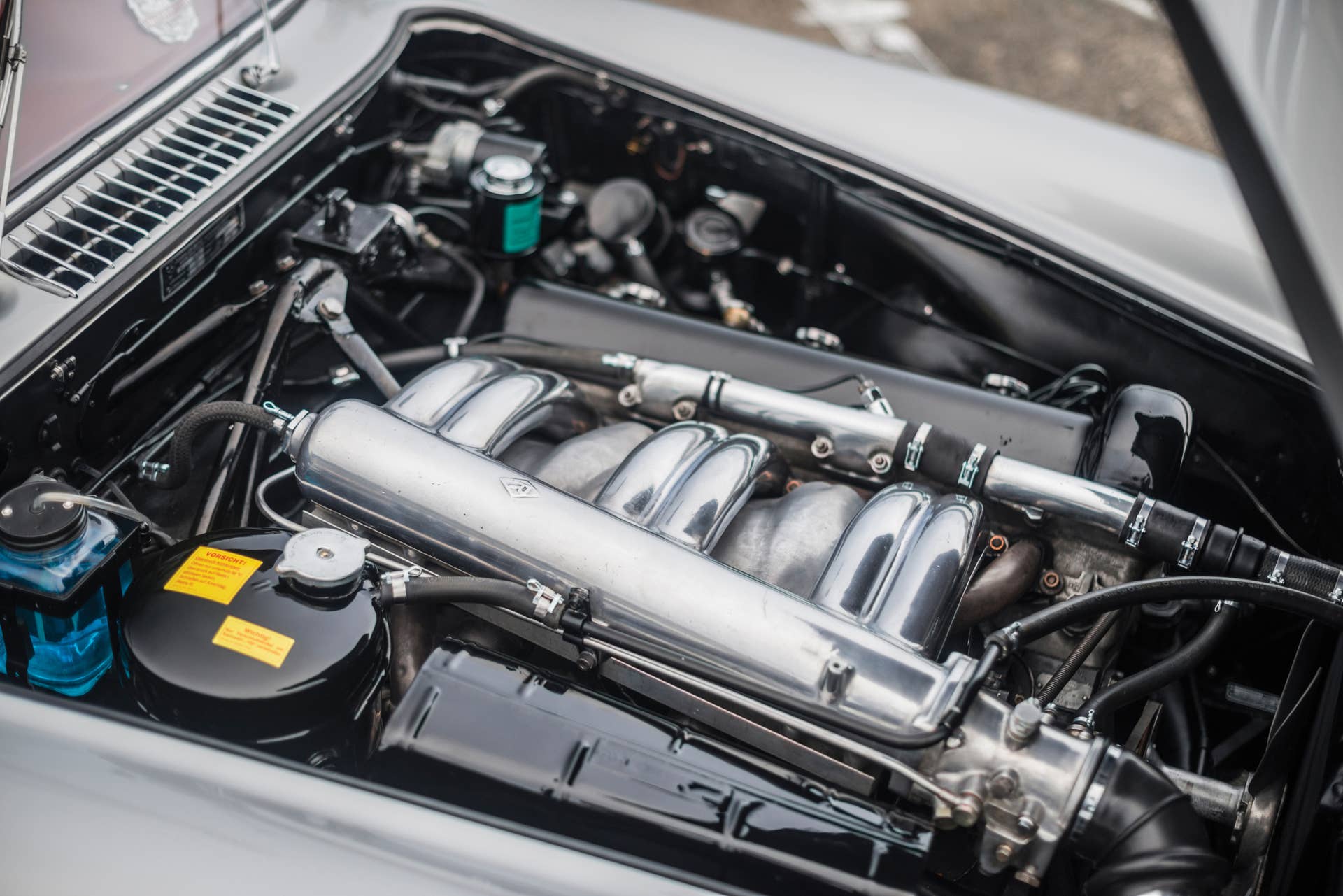 Mercedes-Benz 300 SL Sportabteilung Gullwing engine