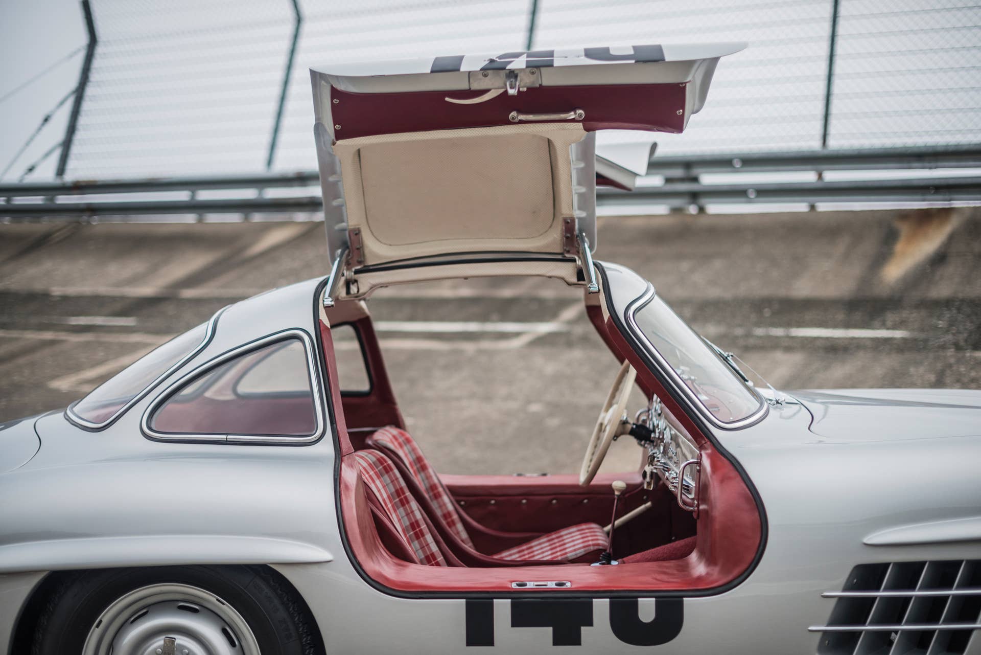 Mercedes-Benz 300 SL Sportabteilung Gullwing doors