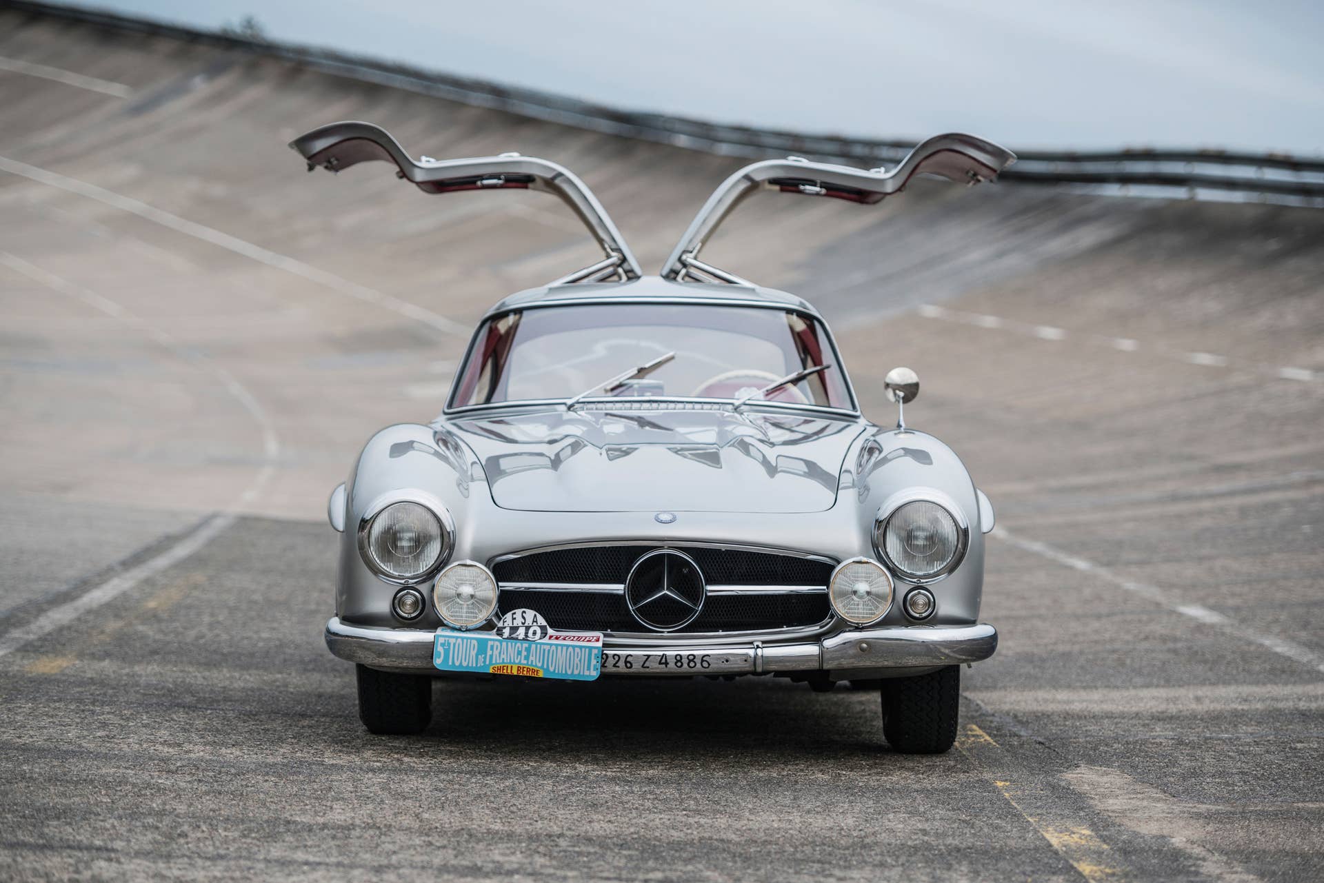 Mercedes-Benz 300 SL Sportabteilung Gullwing front doors up