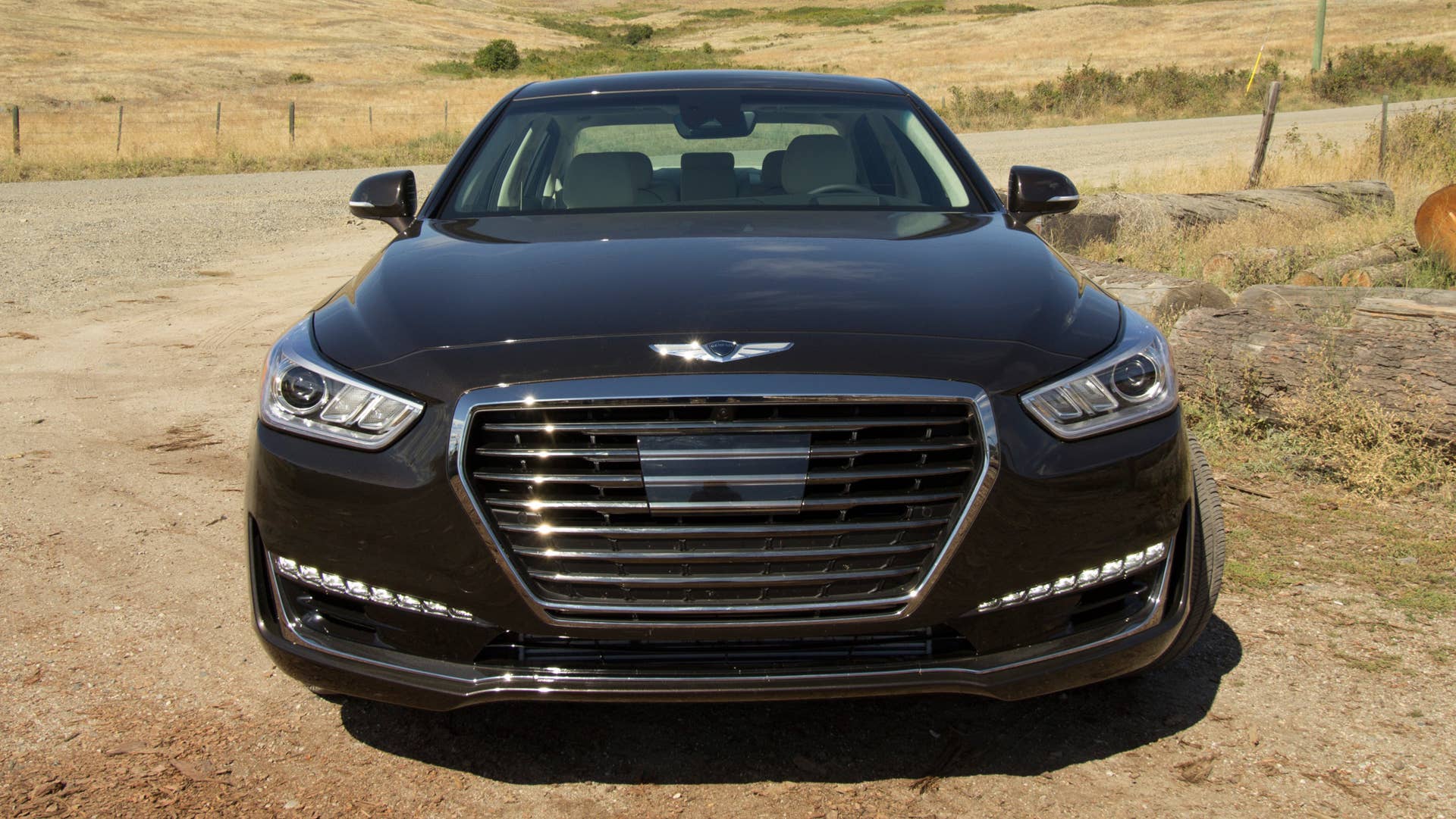 2017 Genesis G90