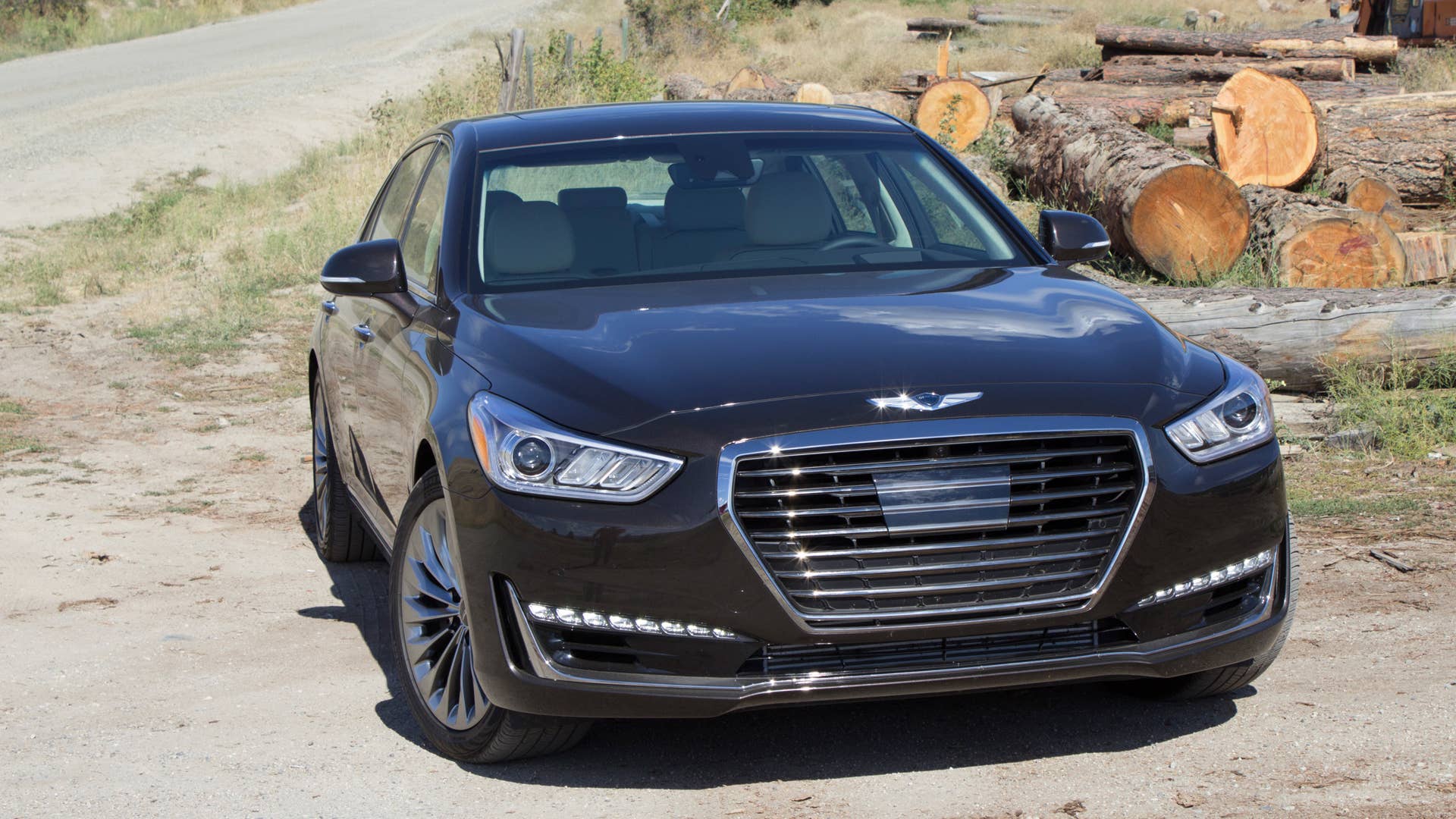 2017 Genesis G90 front