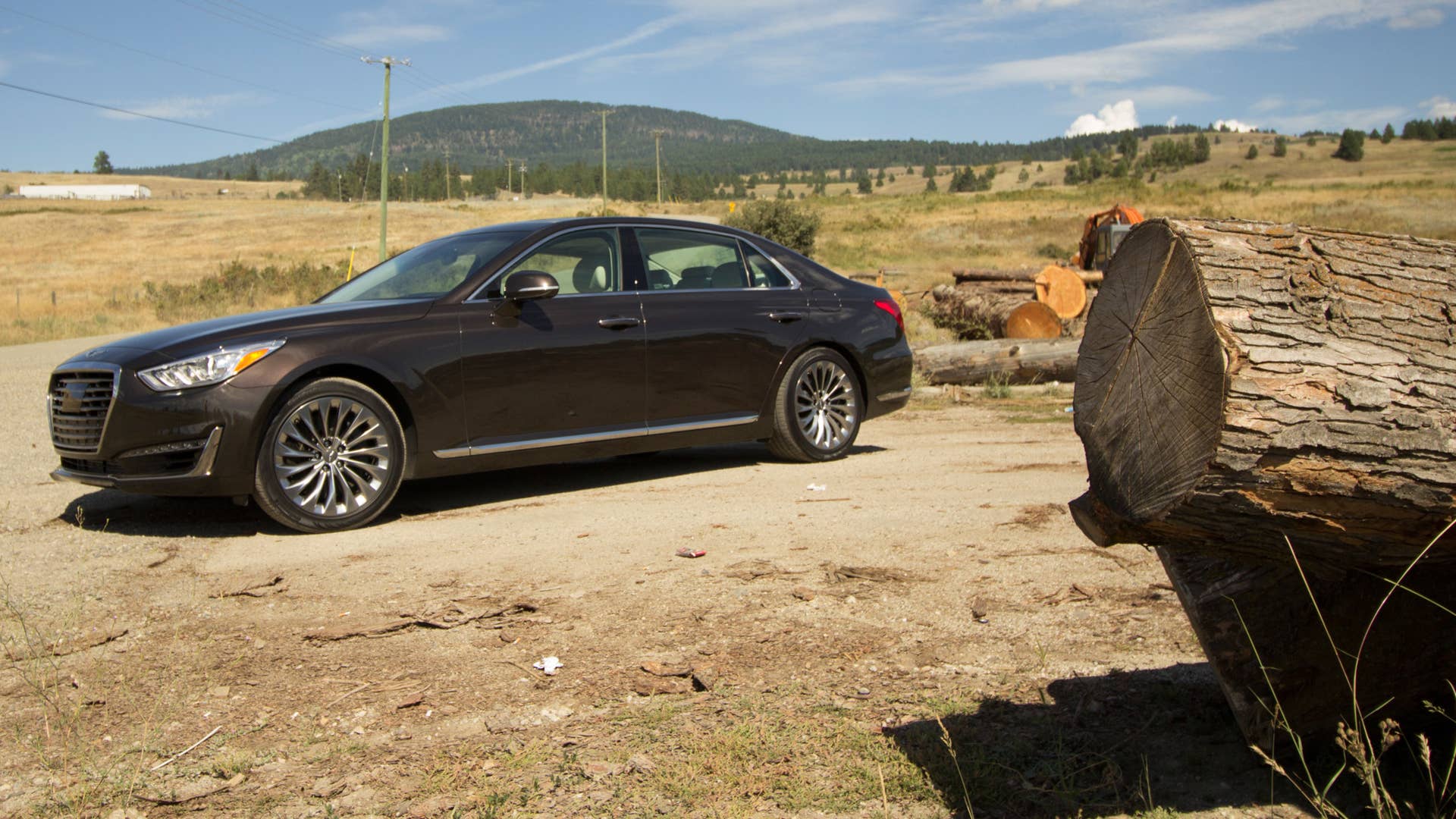 2017 Genesis G90