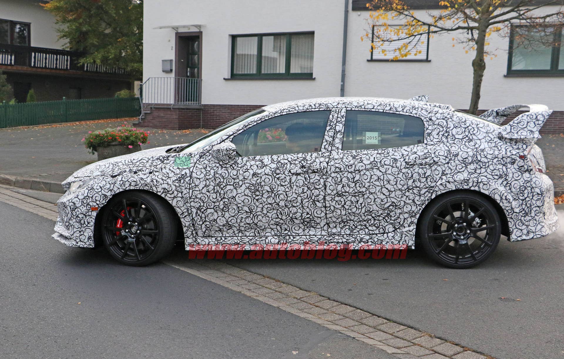 2017 Honda Civic Type R prototype side