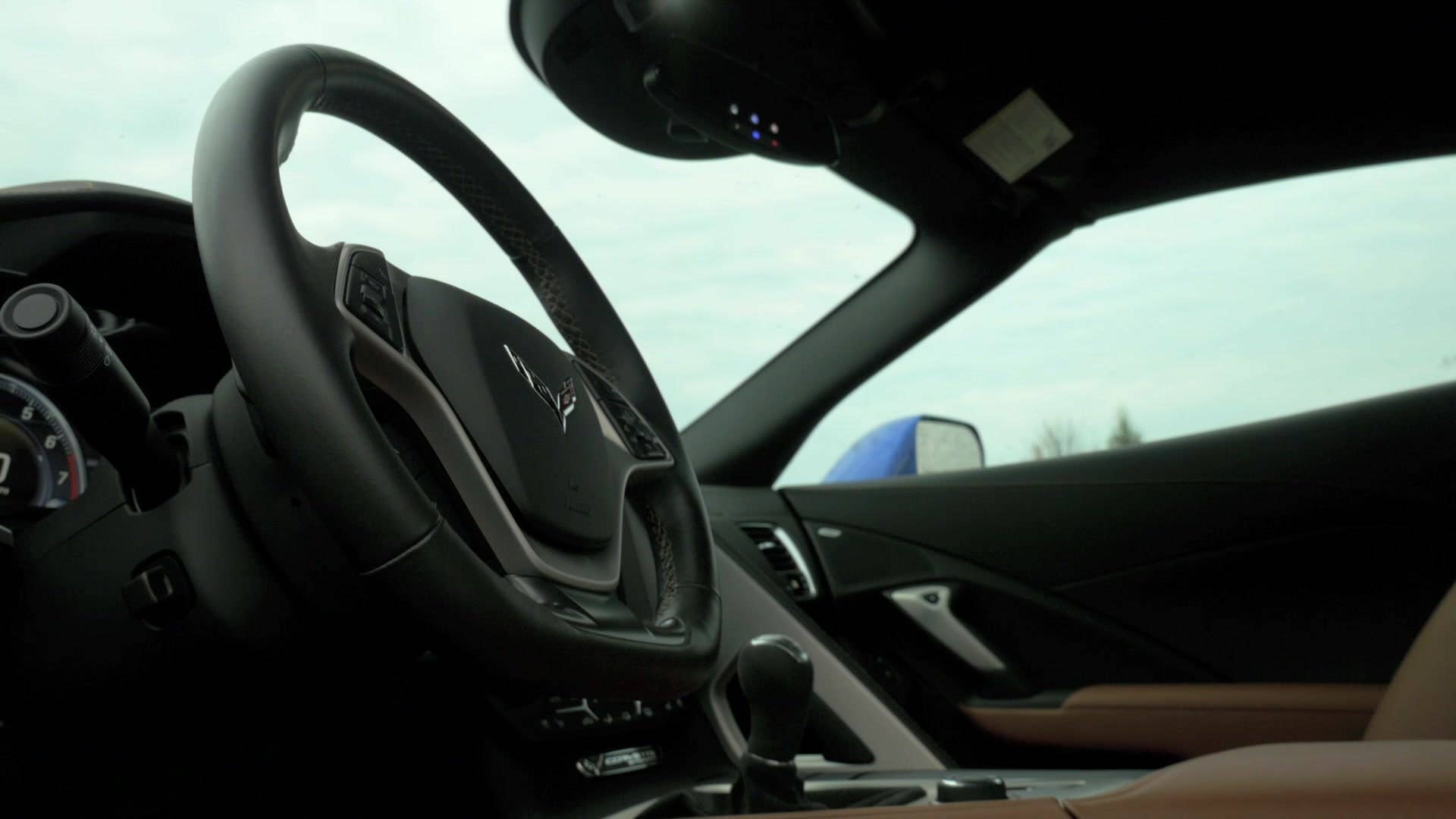 2016 Chevrolet Corvette Stingray Apple CarPlay Demo | Autoblog Tech