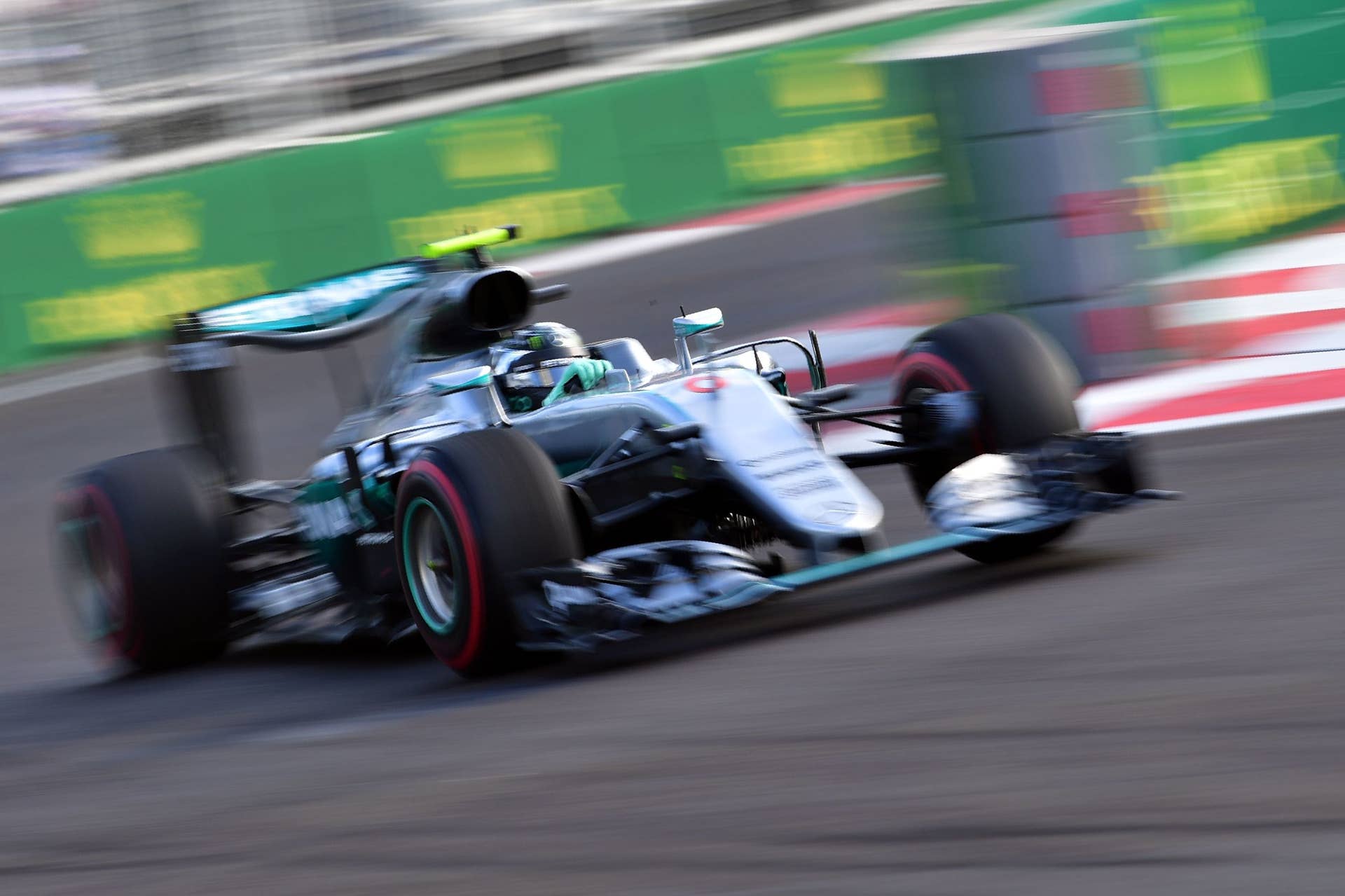 AUTO-PRIX-F1-AZE-EUROPEAN