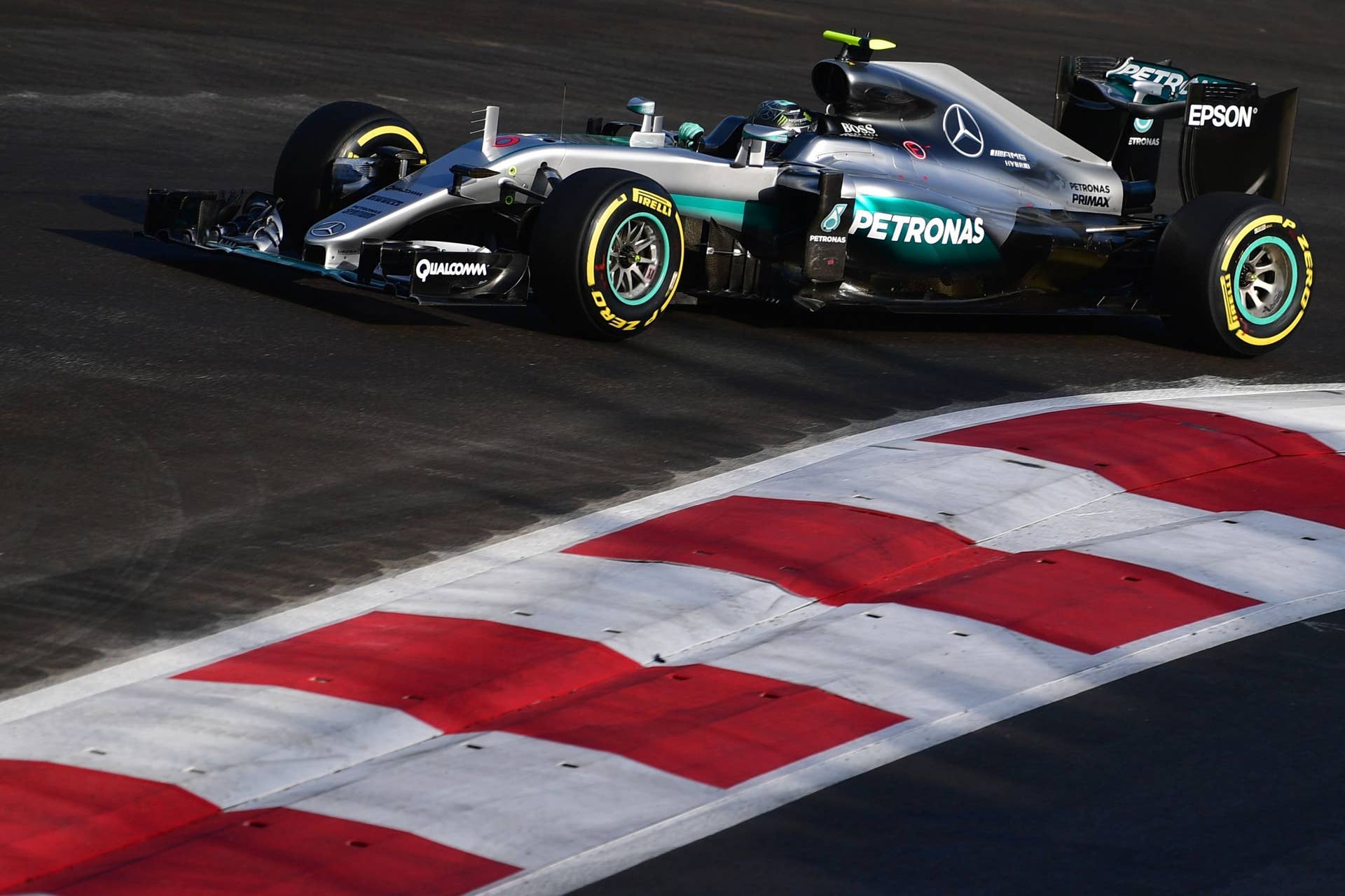 AUTO-PRIX-F1-AZE-EUROPEAN
