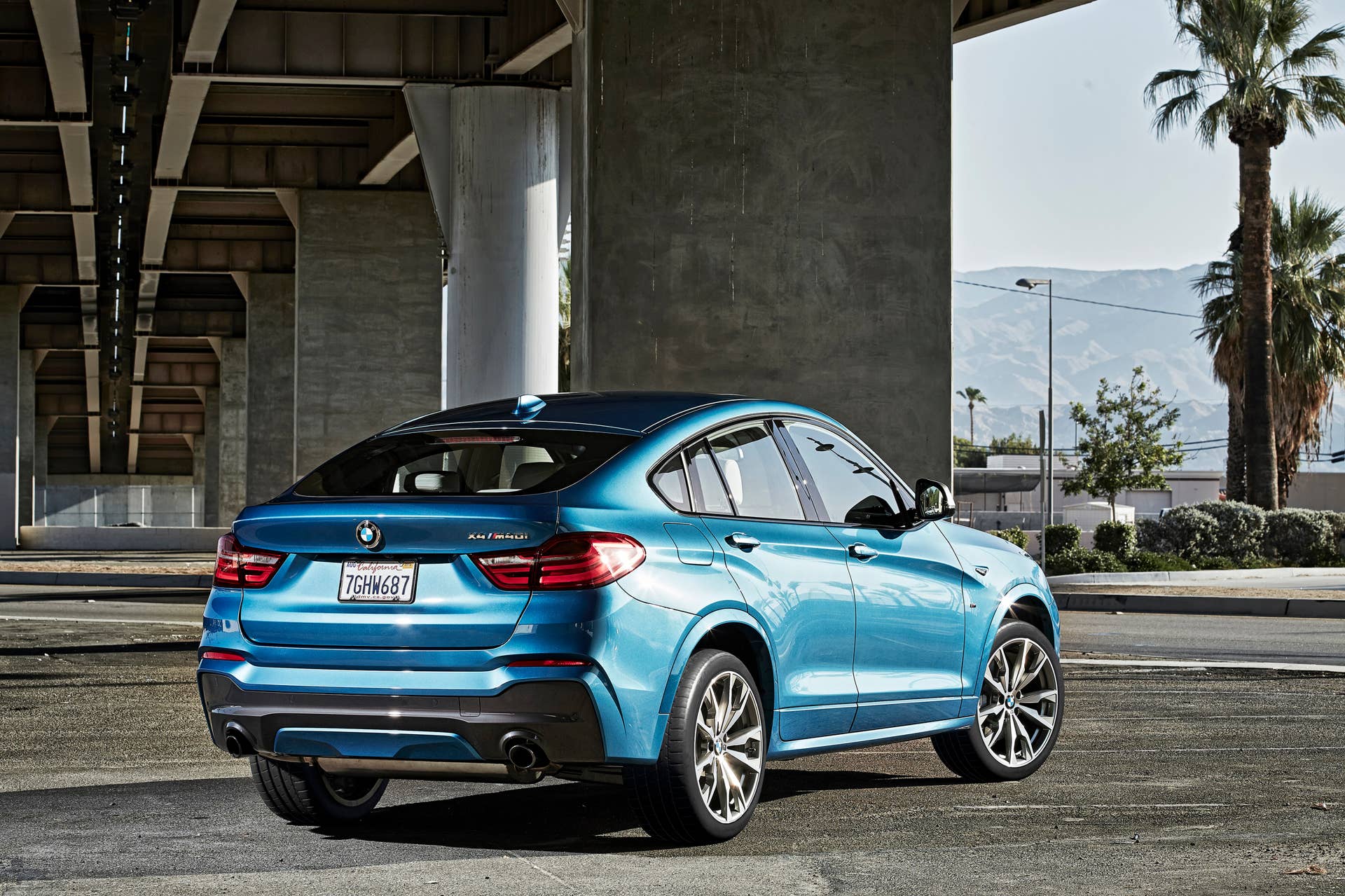 BMW X4 M40i rear 3/4 parked static