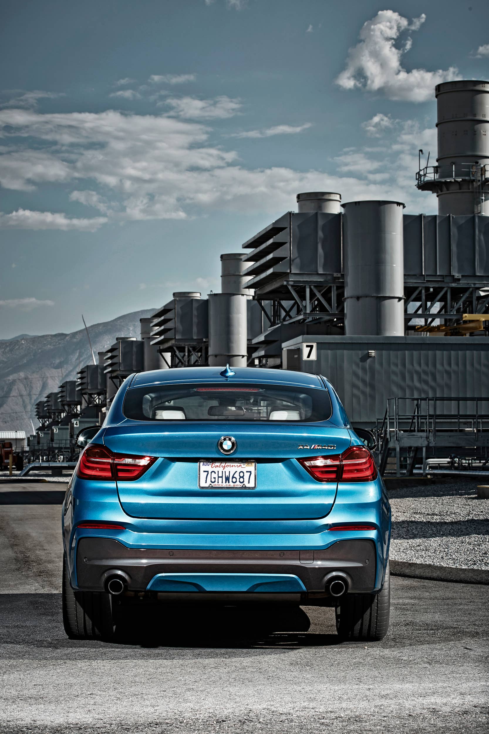 BMW X4 M40i rear industrial static
