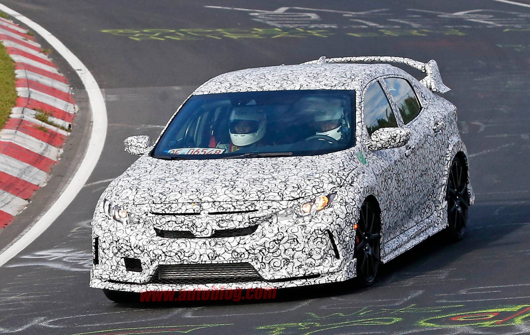 2017 Honda Civic Type R Nurburgring prototype front 3/4