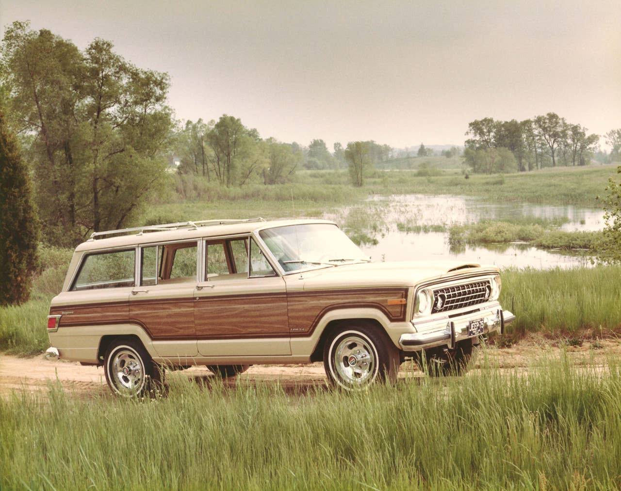 1975 Jeep Wagoneer