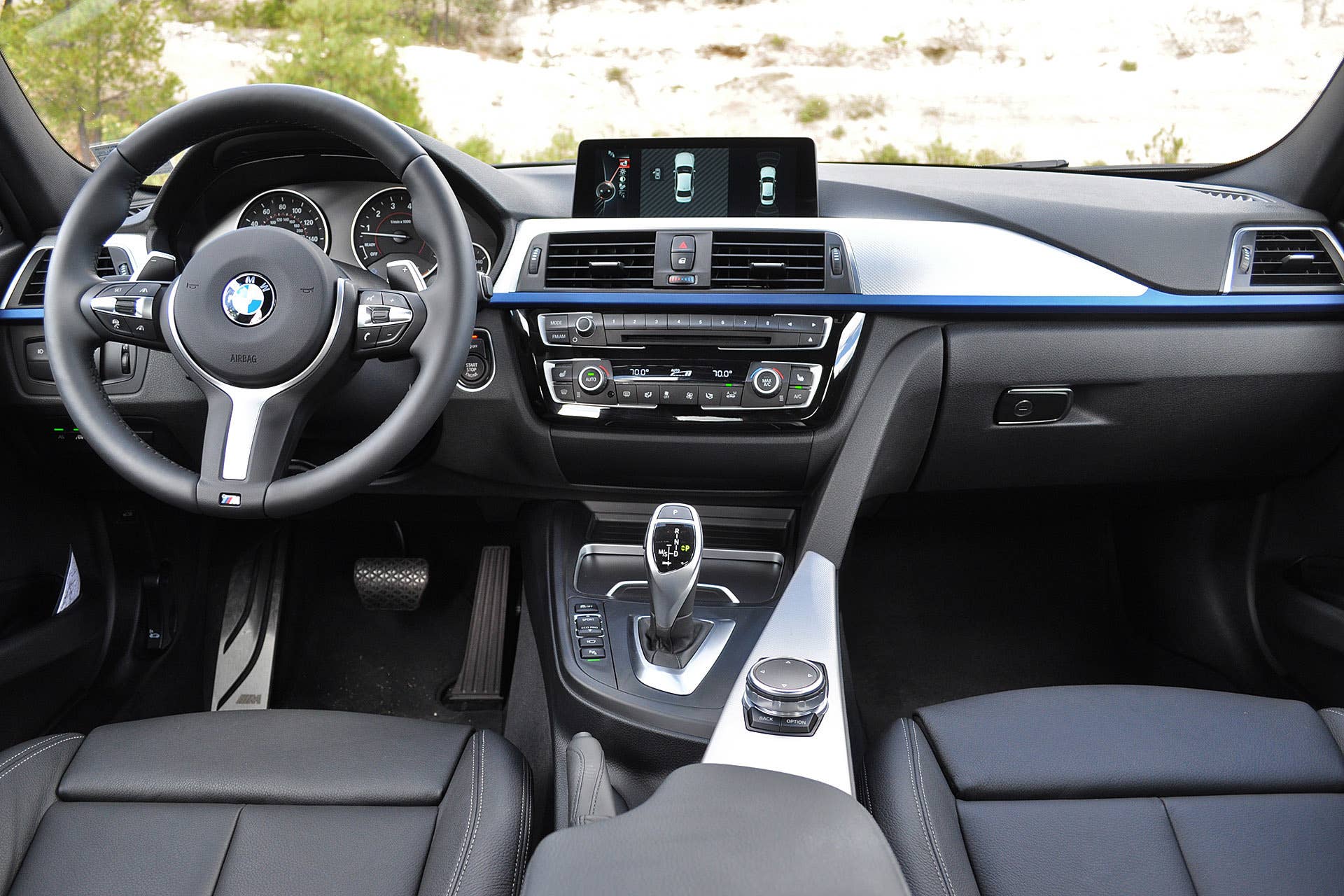 2016 BMW 3 Series interior